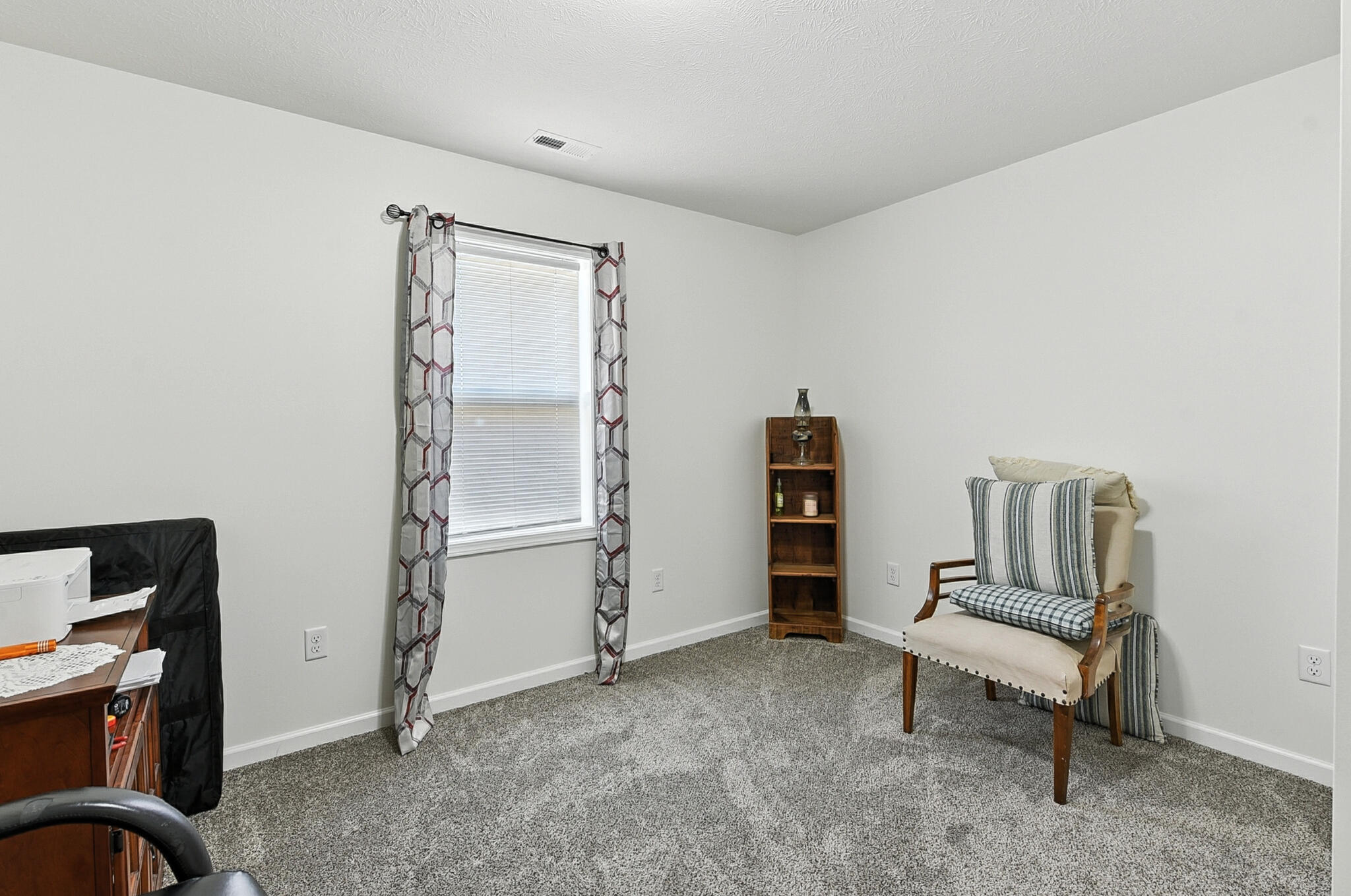 Council Bluffs, Iowa 51501, United States, 3 Bedrooms Bedrooms, ,2 BathroomsBathrooms,Residential,Active,188607