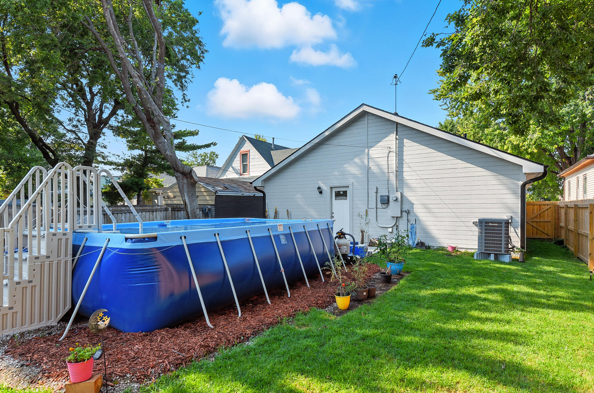 Council Bluffs, Iowa 51501, United States, 3 Bedrooms Bedrooms, ,2 BathroomsBathrooms,Residential,Active,188607