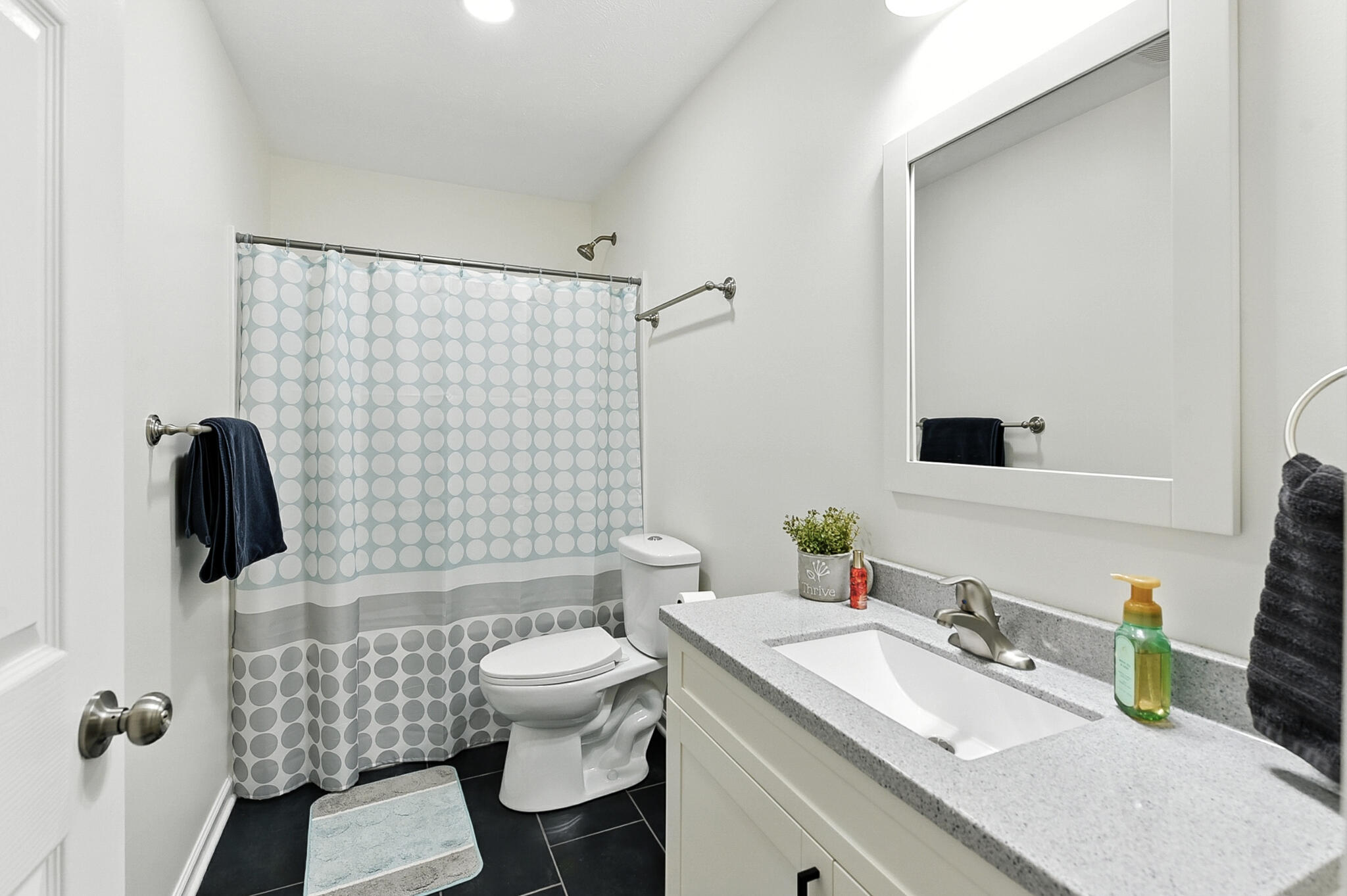 Council Bluffs, Iowa 51501, United States, 3 Bedrooms Bedrooms, ,2 BathroomsBathrooms,Residential,Active,188607