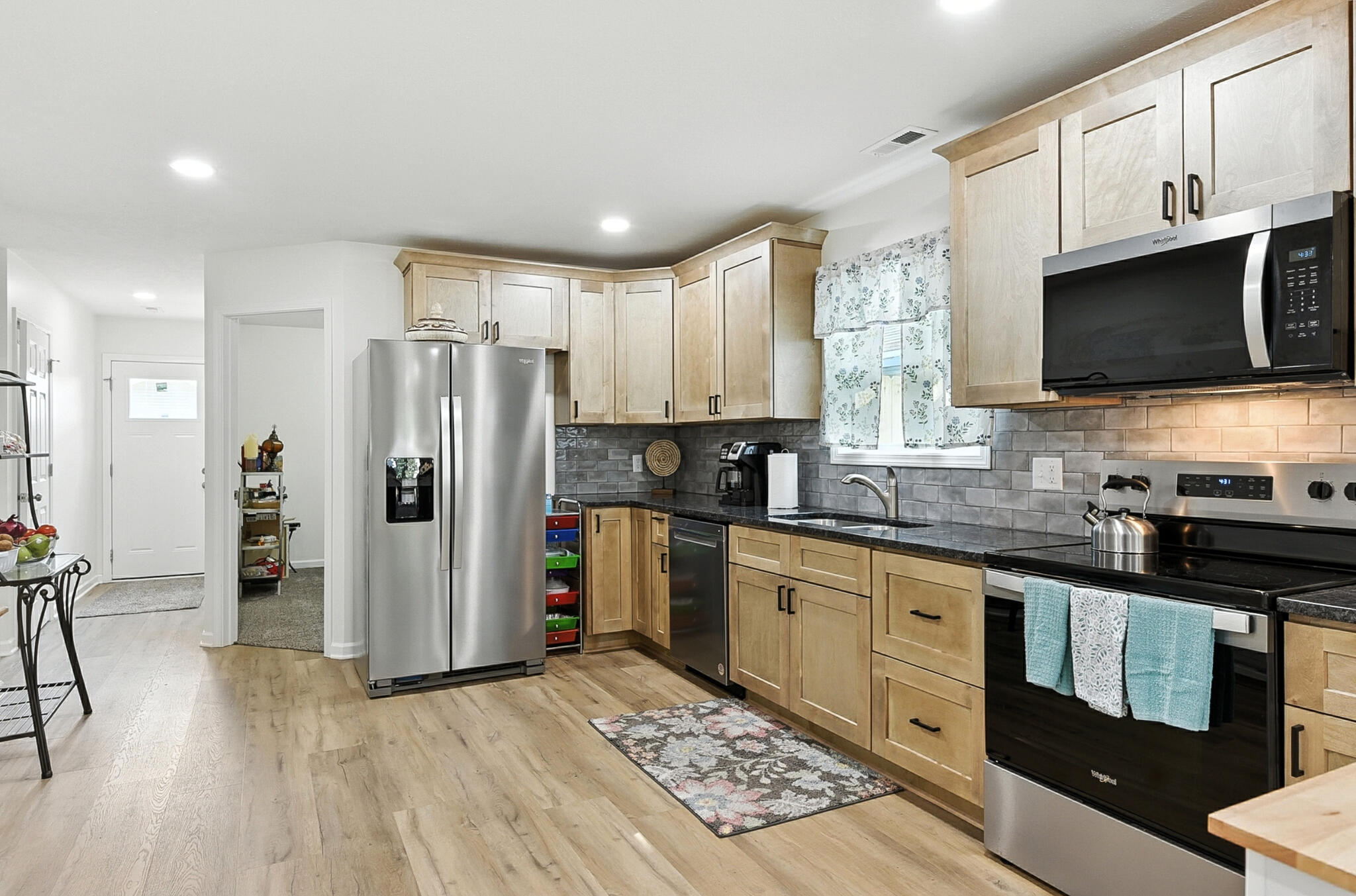 Council Bluffs, Iowa 51501, United States, 3 Bedrooms Bedrooms, ,2 BathroomsBathrooms,Residential,Active,188607