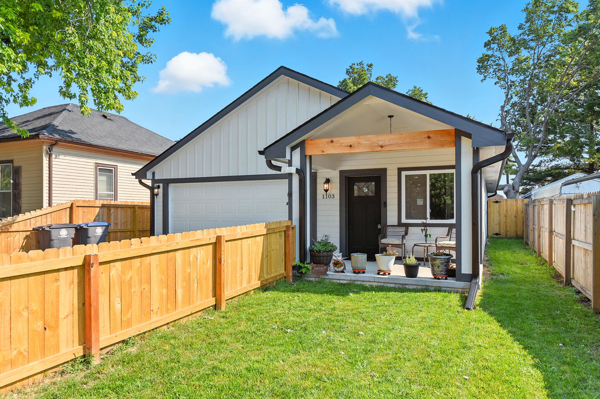 Council Bluffs, Iowa 51501, United States, 3 Bedrooms Bedrooms, ,2 BathroomsBathrooms,Residential,Active,188607