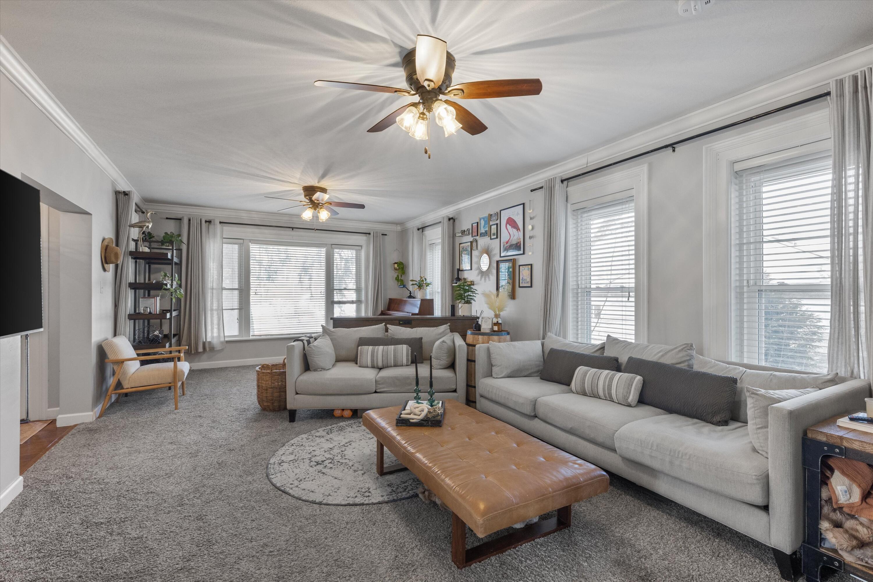 Council Bluffs, Iowa 51503, United States, 4 Bedrooms Bedrooms, ,3 BathroomsBathrooms,Residential,Contingent,128351