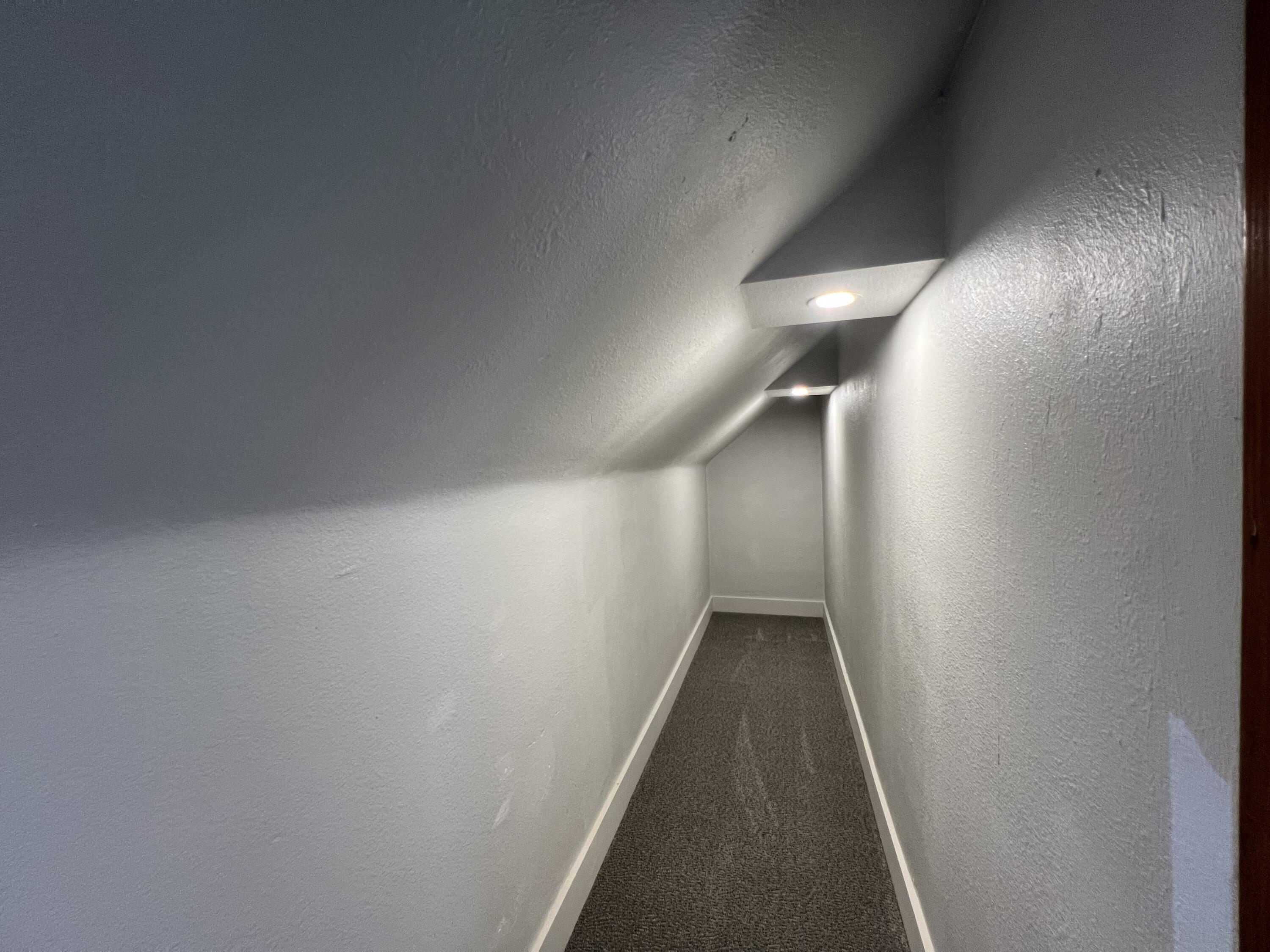 Council Bluffs, Iowa 51501, United States, 2 Bedrooms Bedrooms, ,2 BathroomsBathrooms,Residential,Pending,215685