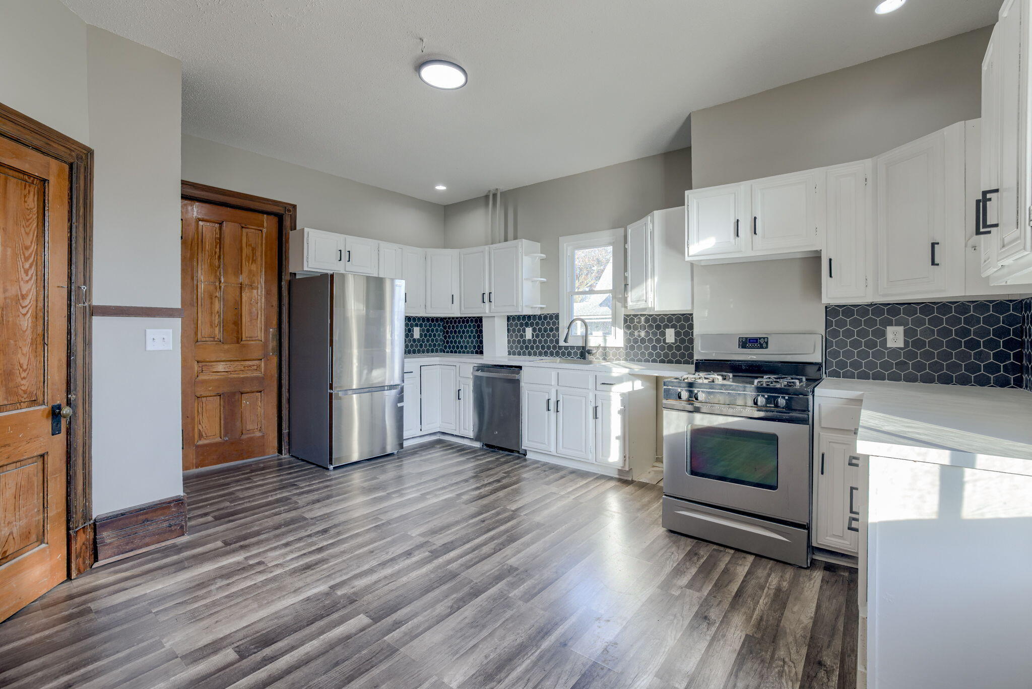 Red Oak, Iowa 51566, United States, 5 Bedrooms Bedrooms, ,2 BathroomsBathrooms,Residential,Active,171702