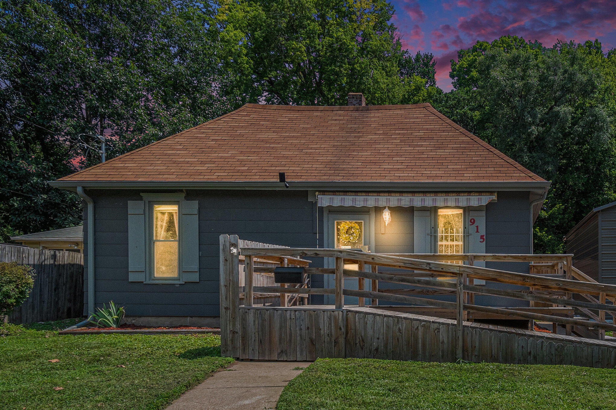 Council Bluffs, Iowa 51503, United States, 2 Bedrooms Bedrooms, ,1 BathroomBathrooms,Residential,Active,186638