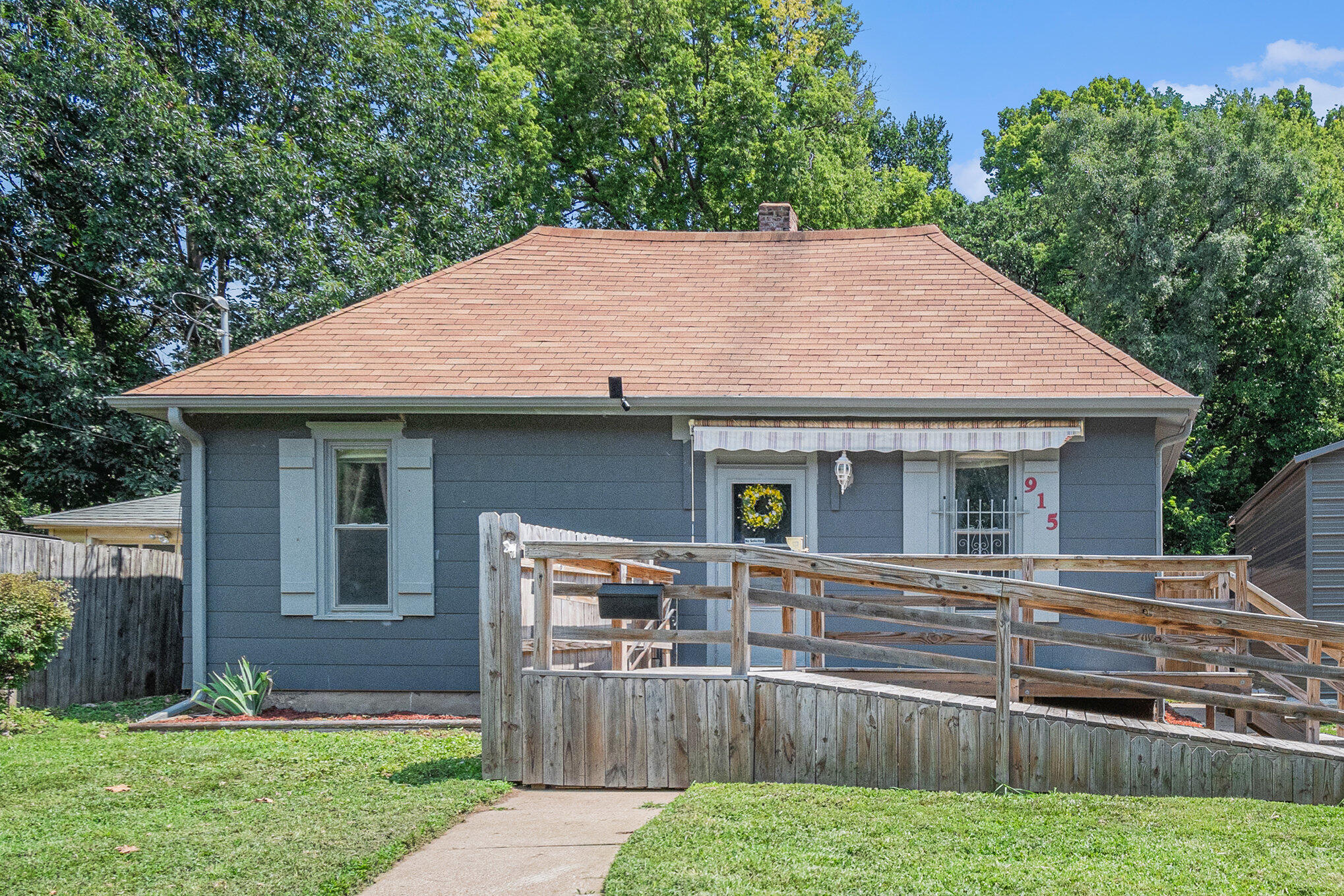 Council Bluffs, Iowa 51503, United States, 2 Bedrooms Bedrooms, ,1 BathroomBathrooms,Residential,Active,186638