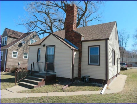 Photo of 112 N KEARNEY Street, OAKLAND, IA 51560 (MLS # 26-1477)