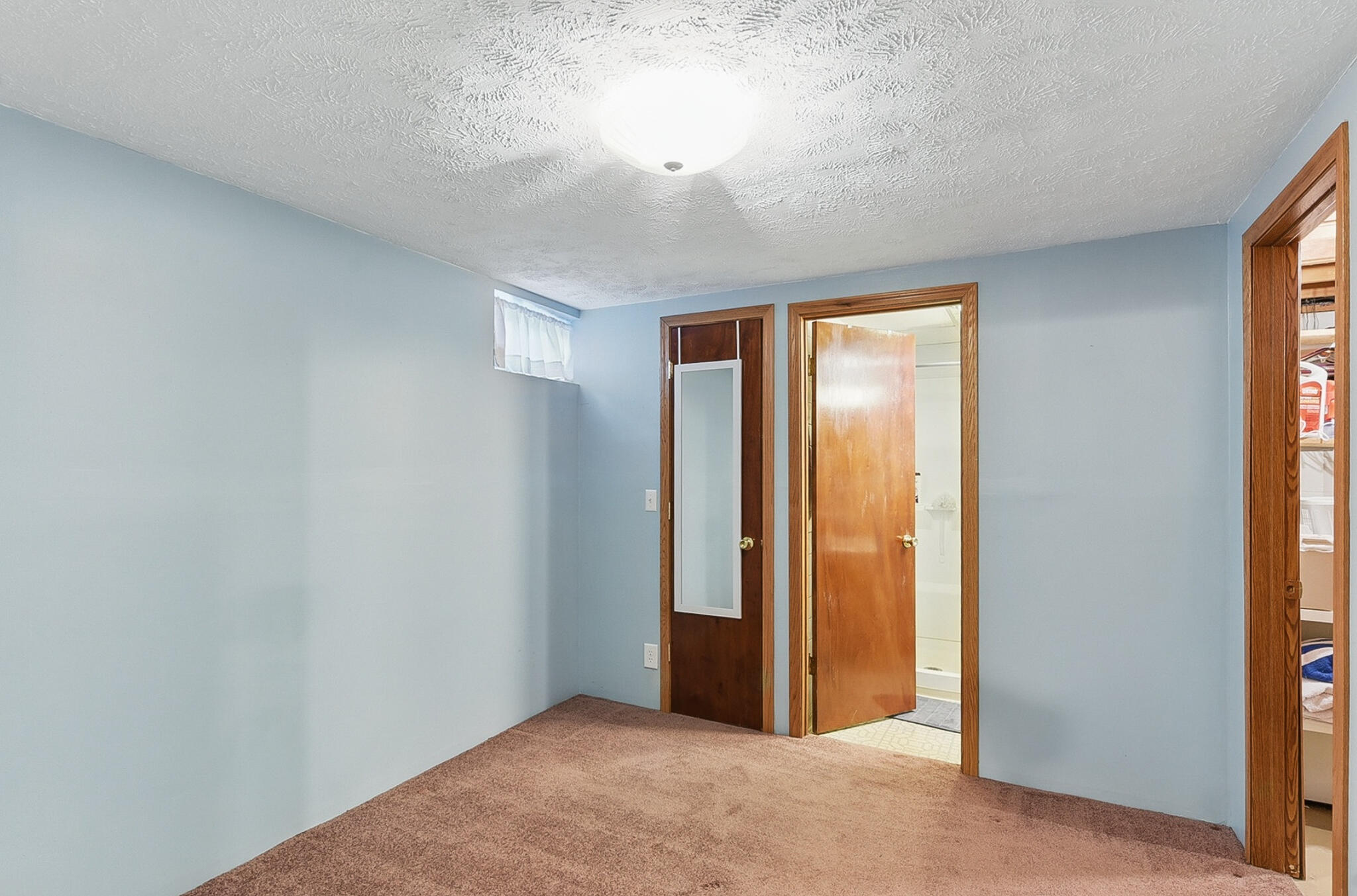 Council Bluffs, Iowa 51501, United States, 3 Bedrooms Bedrooms, ,2 BathroomsBathrooms,Residential,Active,118355