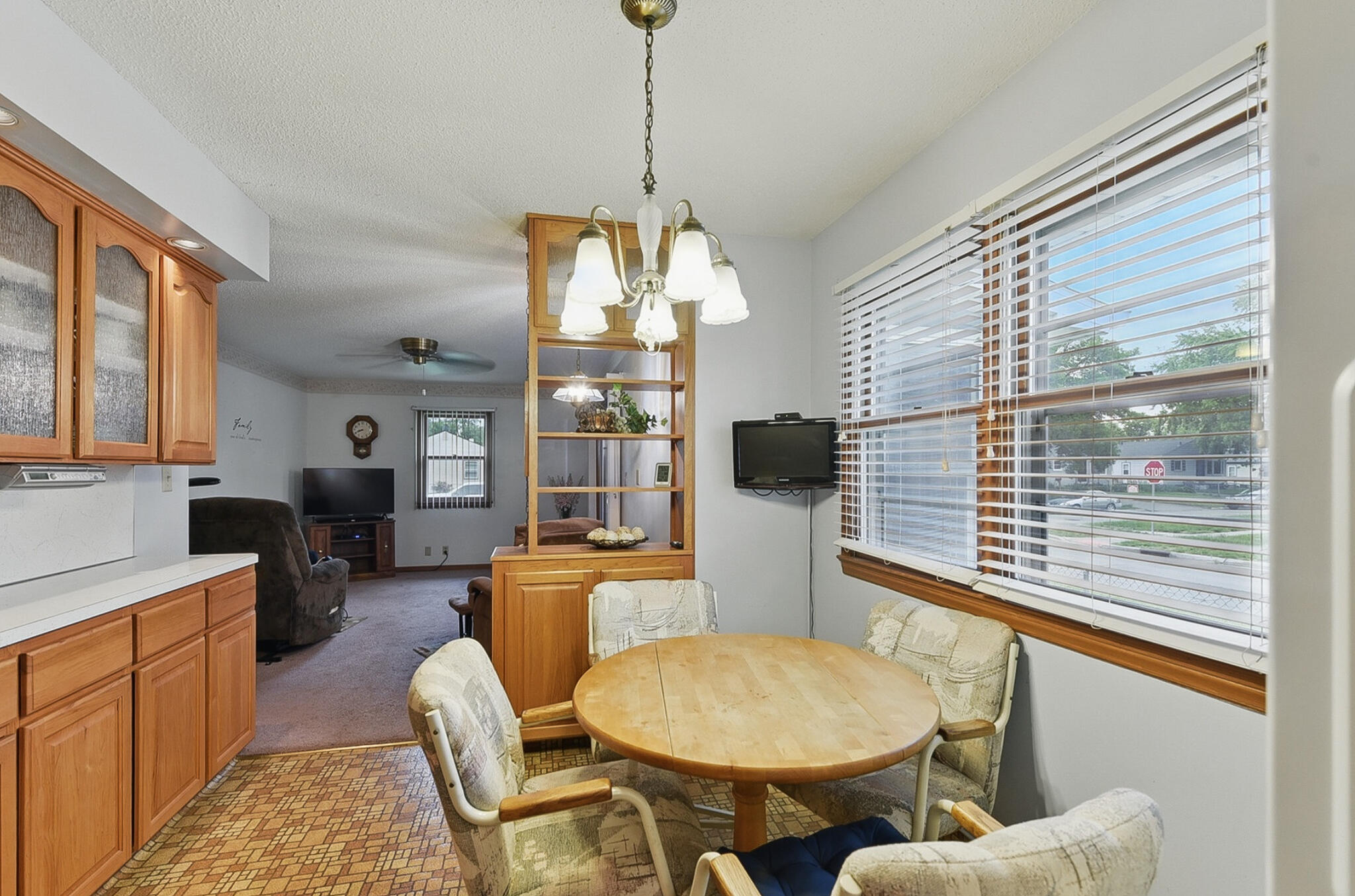 Council Bluffs, Iowa 51501, United States, 3 Bedrooms Bedrooms, ,2 BathroomsBathrooms,Residential,Active,118355