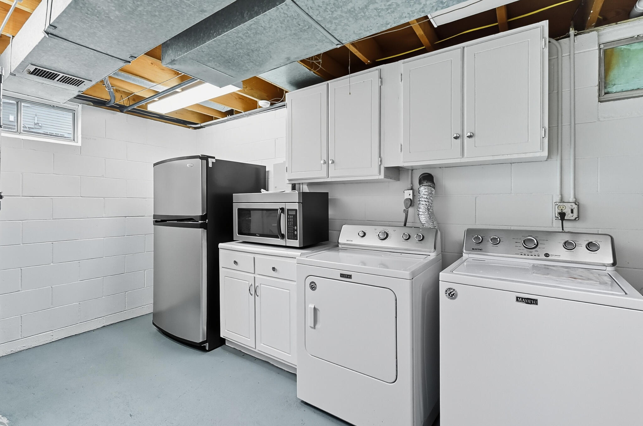 Council Bluffs, Iowa 51503, United States, 3 Bedrooms Bedrooms, ,2 BathroomsBathrooms,Residential,Contingent,212811