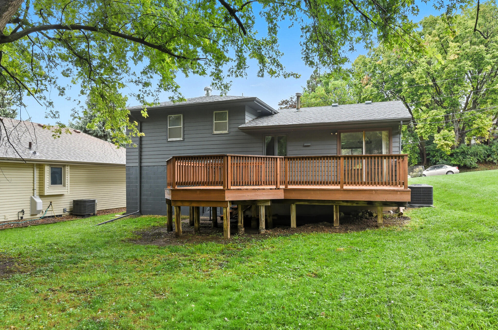 Council Bluffs, Iowa 51503, United States, 3 Bedrooms Bedrooms, ,2 BathroomsBathrooms,Residential,Contingent,212811