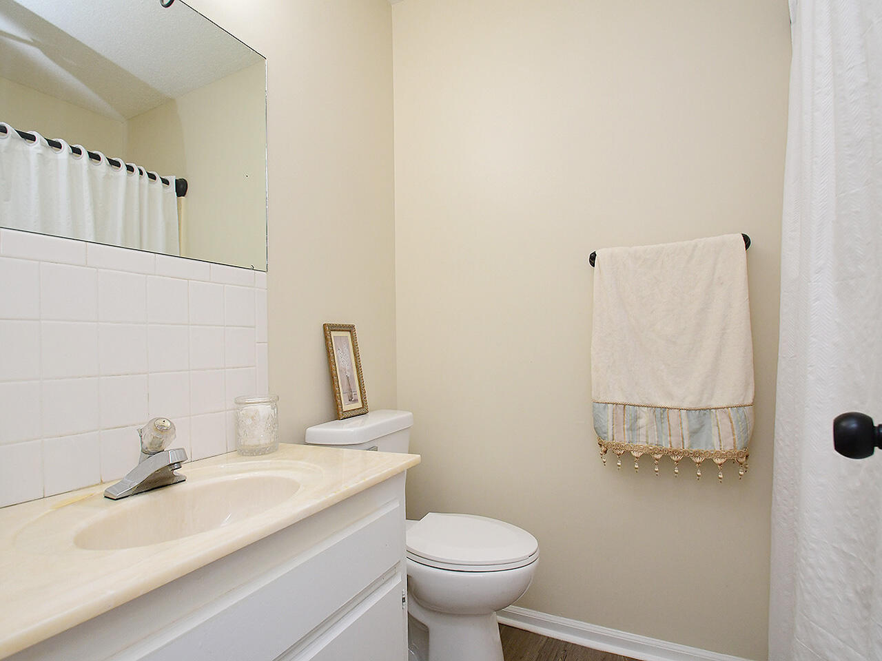 Council Bluffs, Iowa 51501, United States, 3 Bedrooms Bedrooms, ,2 BathroomsBathrooms,Residential,Active,160955