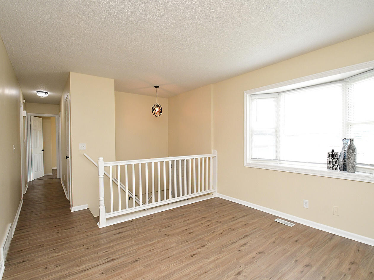 Council Bluffs, Iowa 51501, United States, 3 Bedrooms Bedrooms, ,2 BathroomsBathrooms,Residential,Active,160955