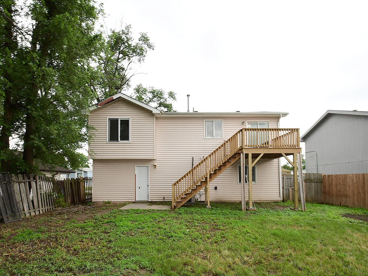 Council Bluffs, Iowa 51501, United States, 3 Bedrooms Bedrooms, ,2 BathroomsBathrooms,Residential,Active,160955
