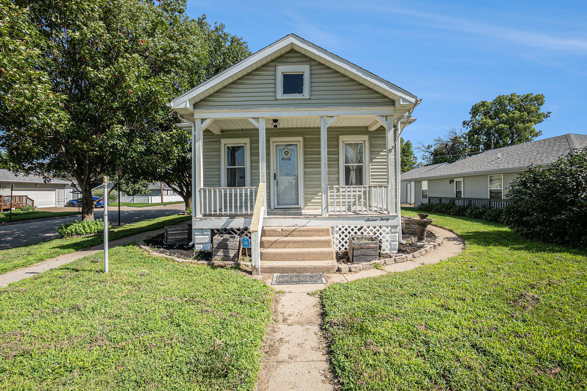 Council Bluffs, Iowa 51501, United States, 2 Bedrooms Bedrooms, ,1 BathroomBathrooms,Residential,Active,237459