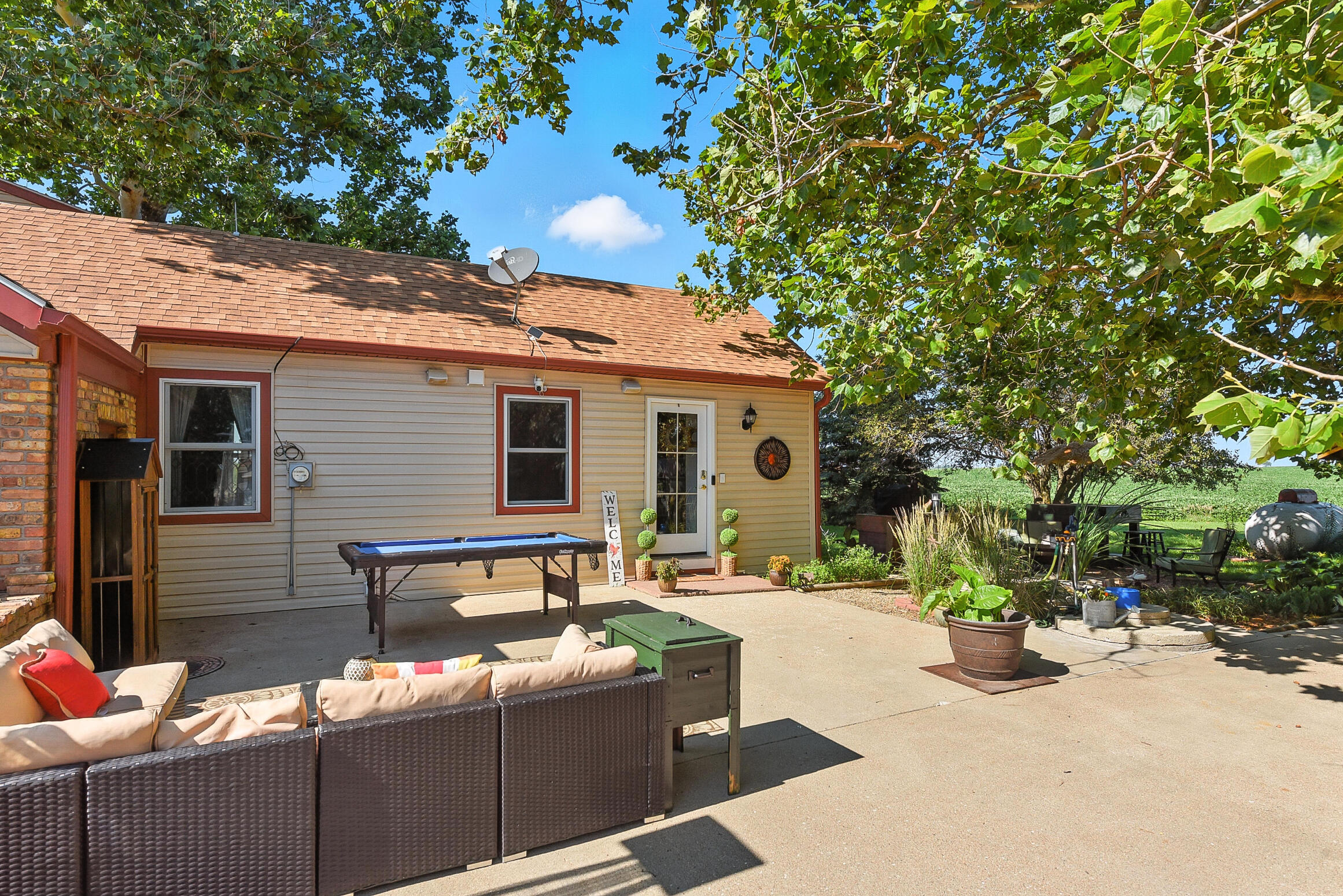 Oakland, Iowa 51560, United States, 3 Bedrooms Bedrooms, ,3 BathroomsBathrooms,Residential,Active,175605