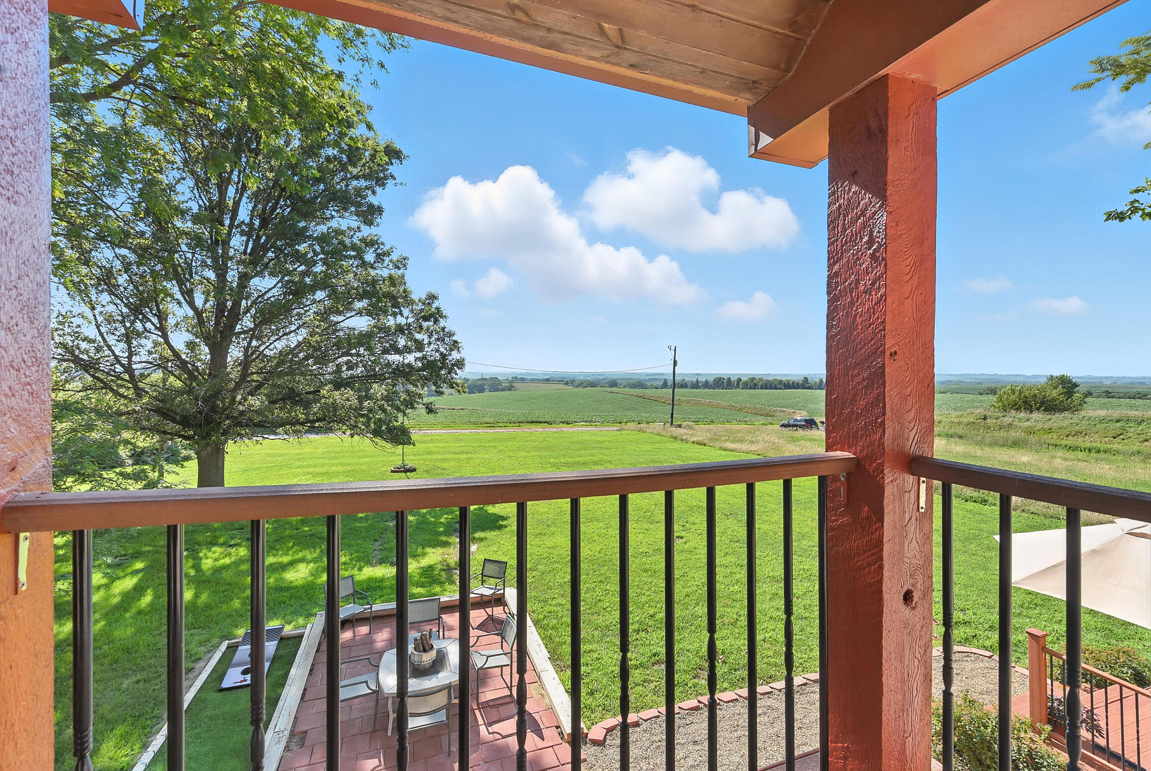 Oakland, Iowa 51560, United States, 3 Bedrooms Bedrooms, ,3 BathroomsBathrooms,Residential,Active,175605