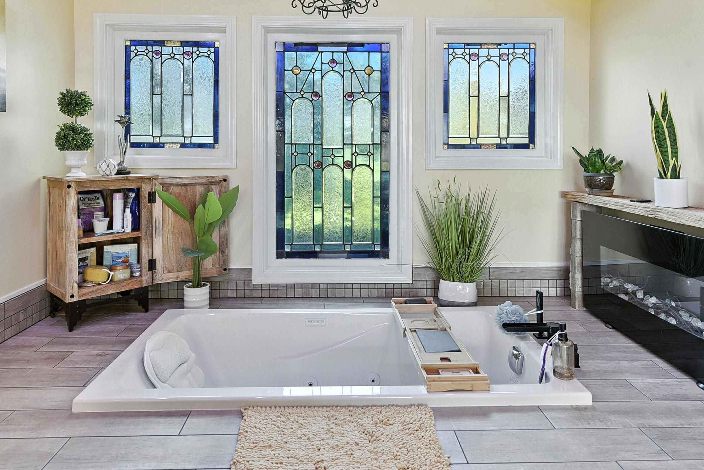 Oakland, Iowa 51560, United States, 3 Bedrooms Bedrooms, ,3 BathroomsBathrooms,Residential,Active,175605