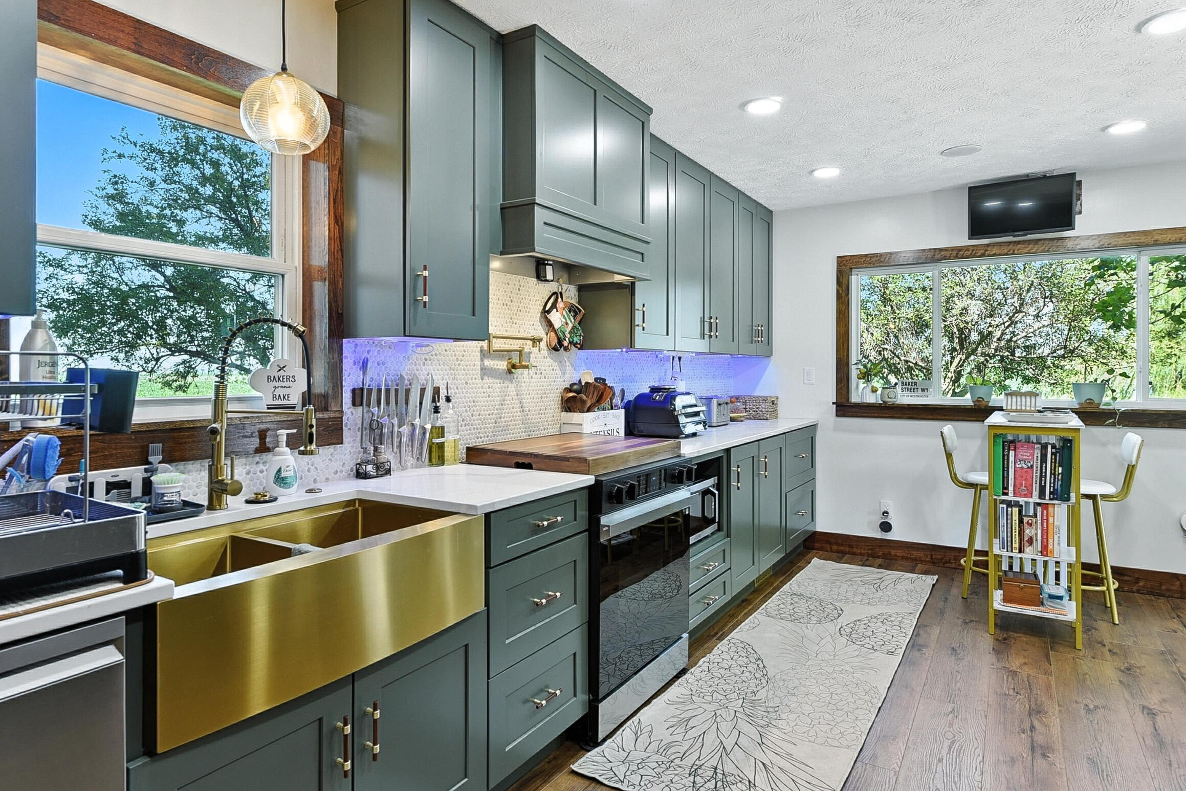 Oakland, Iowa 51560, United States, 3 Bedrooms Bedrooms, ,3 BathroomsBathrooms,Residential,Active,175605