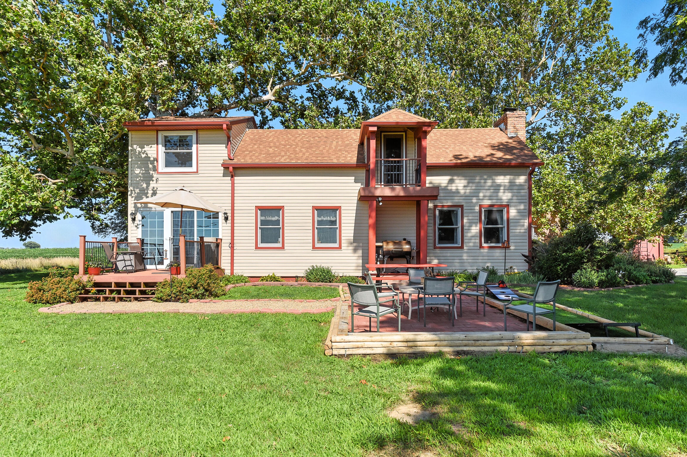 Oakland, Iowa 51560, United States, 3 Bedrooms Bedrooms, ,3 BathroomsBathrooms,Residential,Active,175605