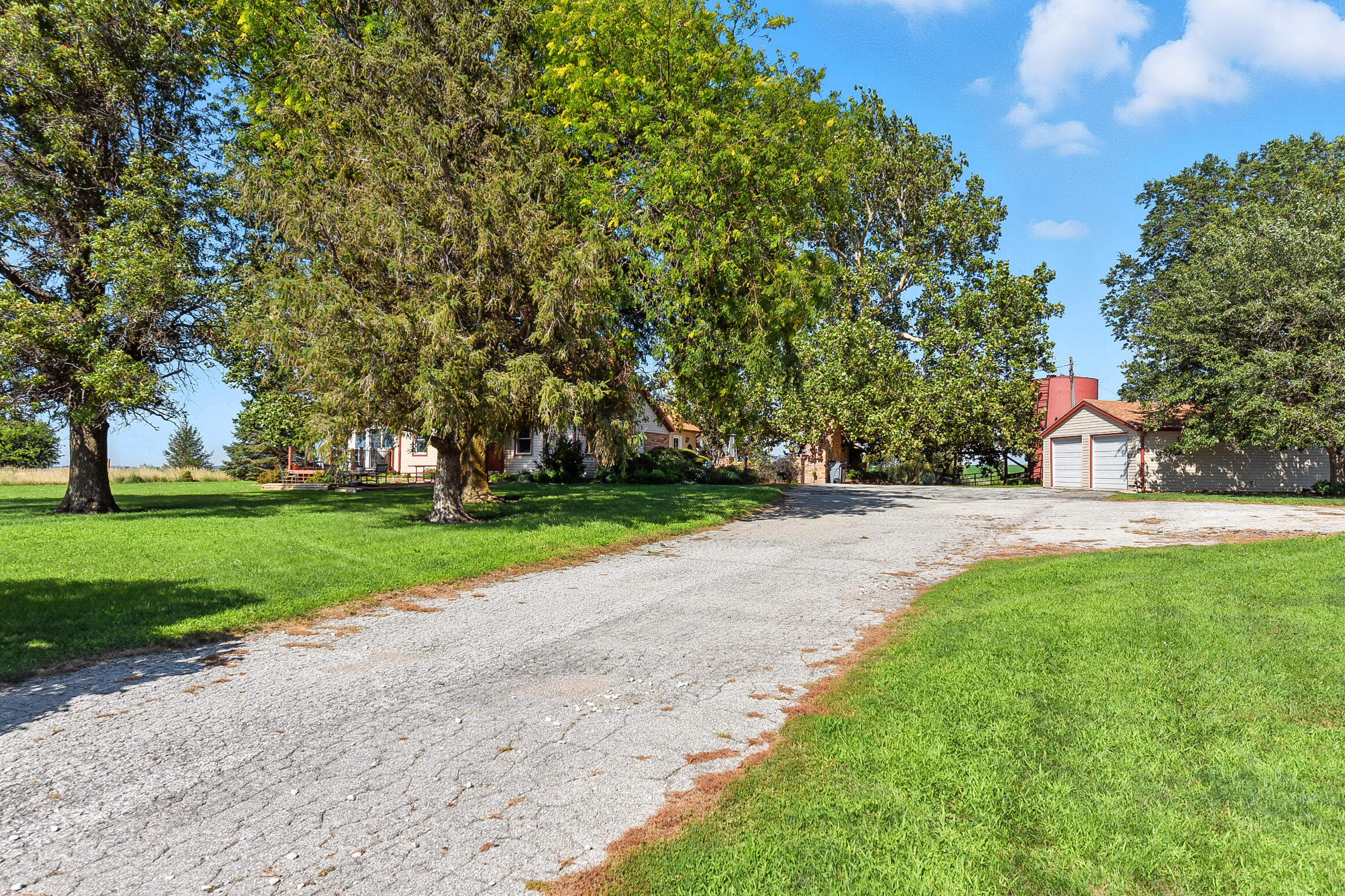 Oakland, Iowa 51560, United States, 3 Bedrooms Bedrooms, ,3 BathroomsBathrooms,Residential,Active,175605