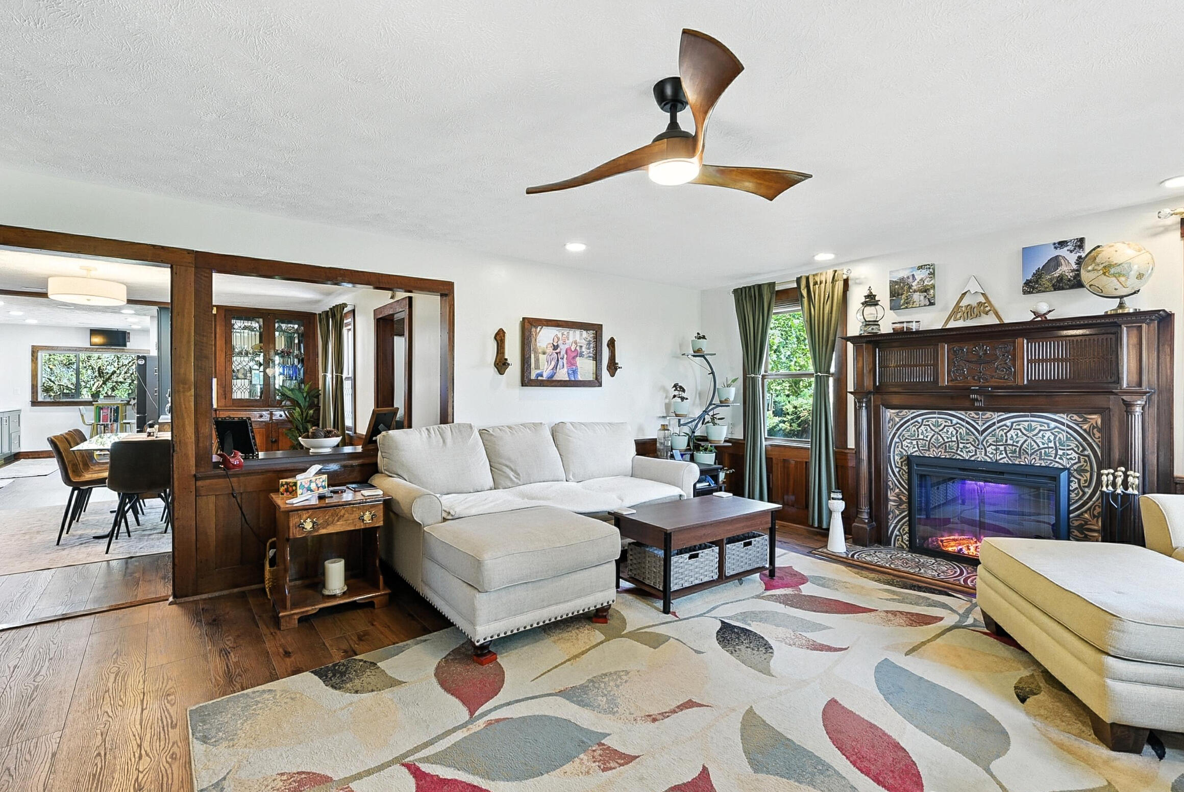 Oakland, Iowa 51560, United States, 3 Bedrooms Bedrooms, ,3 BathroomsBathrooms,Residential,Active,175605