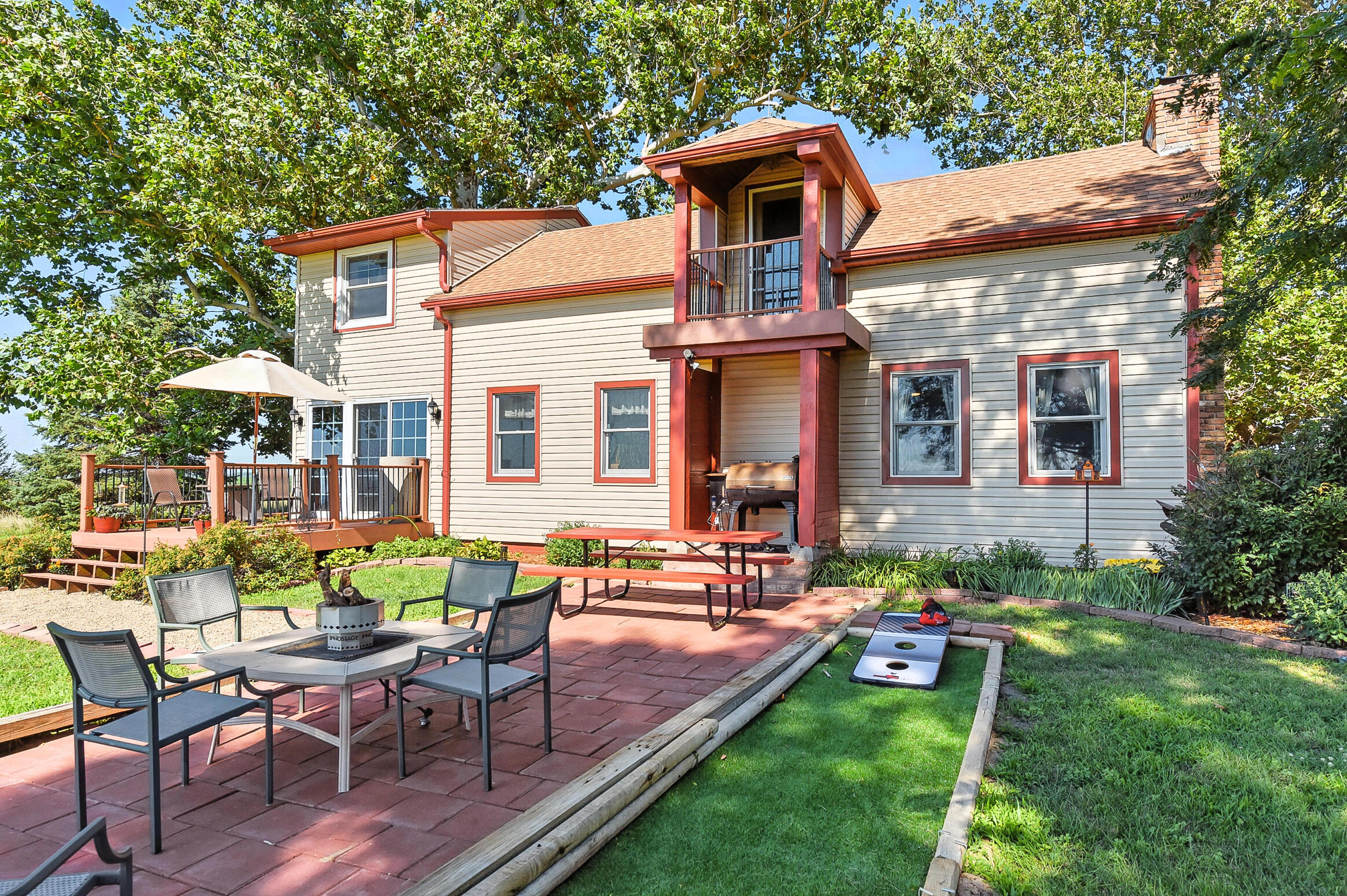 Oakland, Iowa 51560, United States, 3 Bedrooms Bedrooms, ,3 BathroomsBathrooms,Residential,Active,175605