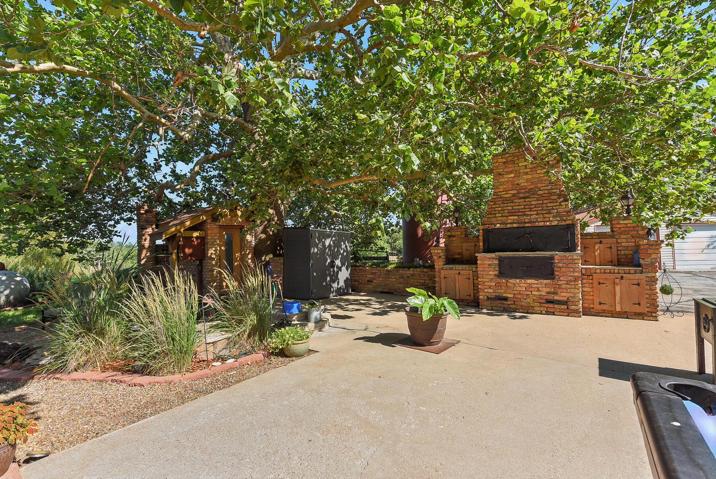 Oakland, Iowa 51560, United States, 3 Bedrooms Bedrooms, ,3 BathroomsBathrooms,Residential,Active,175605