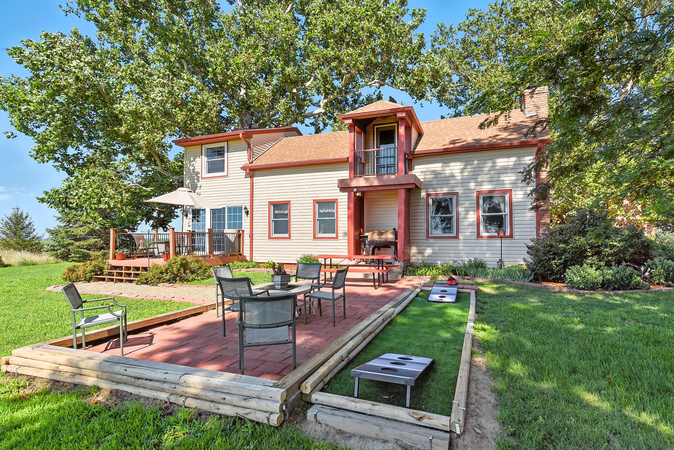 Oakland, Iowa 51560, United States, 3 Bedrooms Bedrooms, ,3 BathroomsBathrooms,Residential,Active,175605