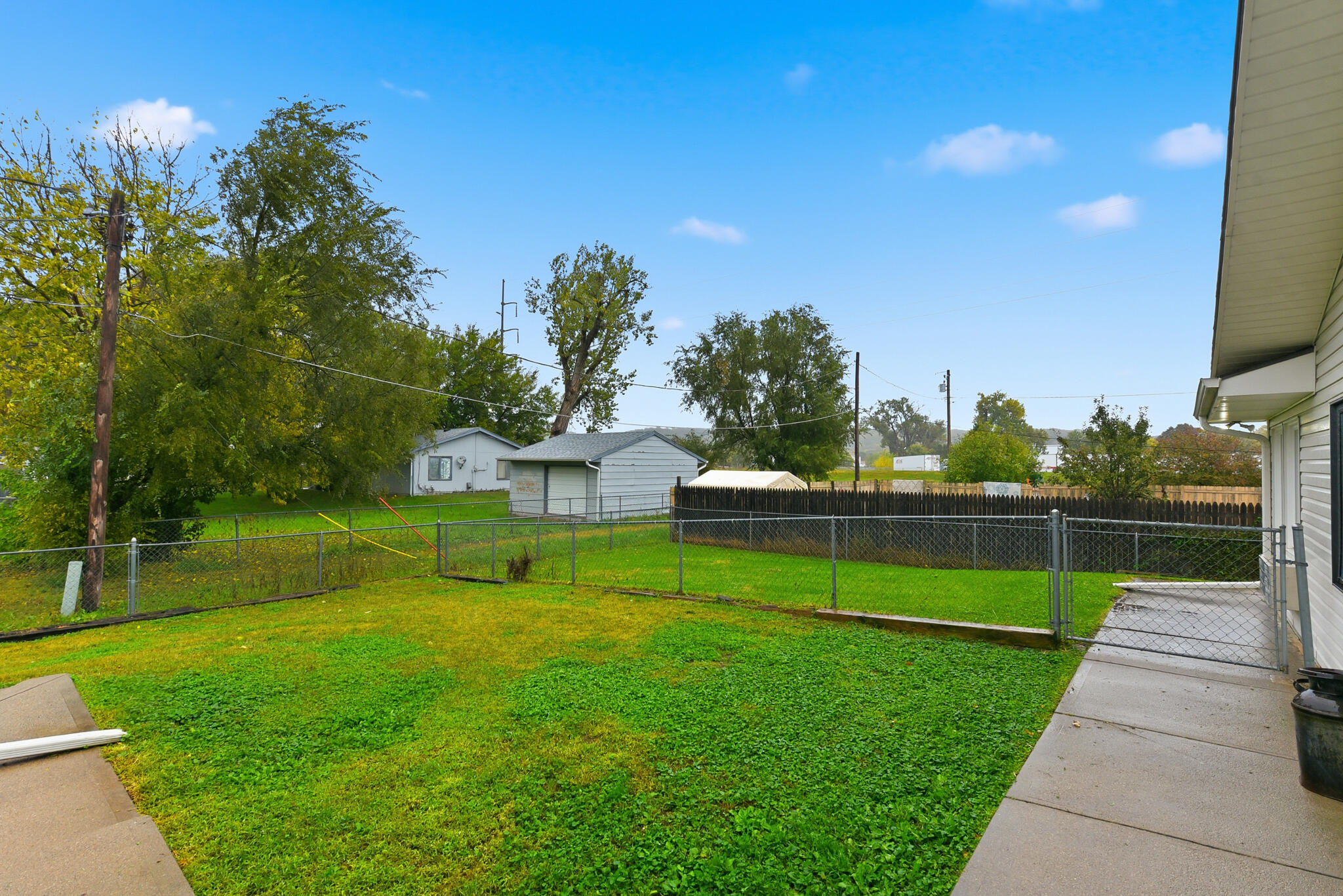 Council Bluffs, Iowa 51501, United States, 3 Bedrooms Bedrooms, ,2 BathroomsBathrooms,Residential,Active,236734