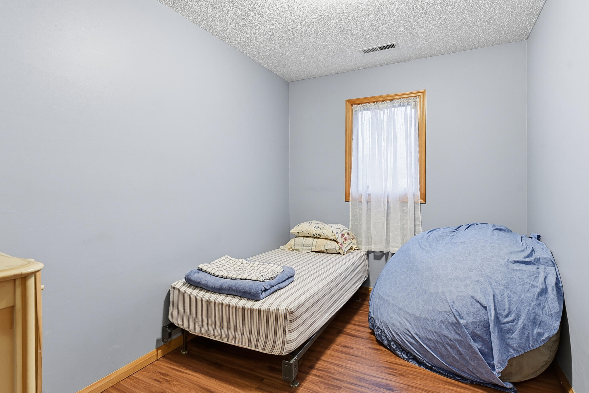 Council Bluffs, Iowa 51501, United States, 3 Bedrooms Bedrooms, ,2 BathroomsBathrooms,Residential,Active,236734