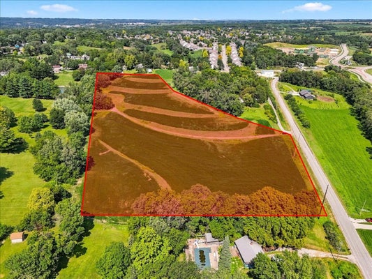 9 W ORCHARD AVE, COUNCIL BLUFFS, IA 51503 - Image c3d36e04c03e4ea2b450a6d602367bdf/3684207957