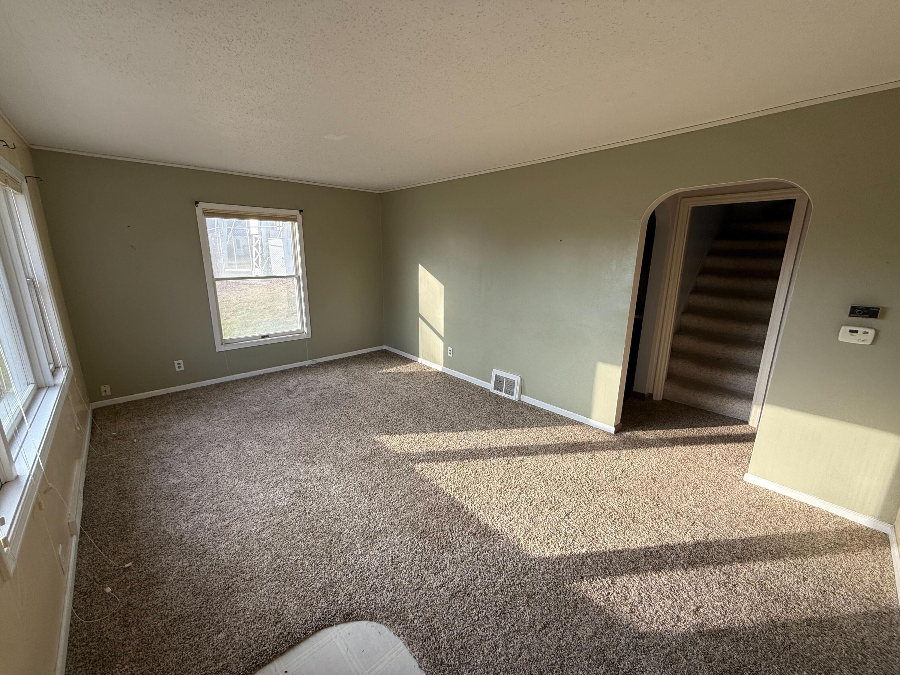 Cherokee, Iowa 51012, United States, 3 Bedrooms Bedrooms, ,2 BathroomsBathrooms,Residential,Pending,21235