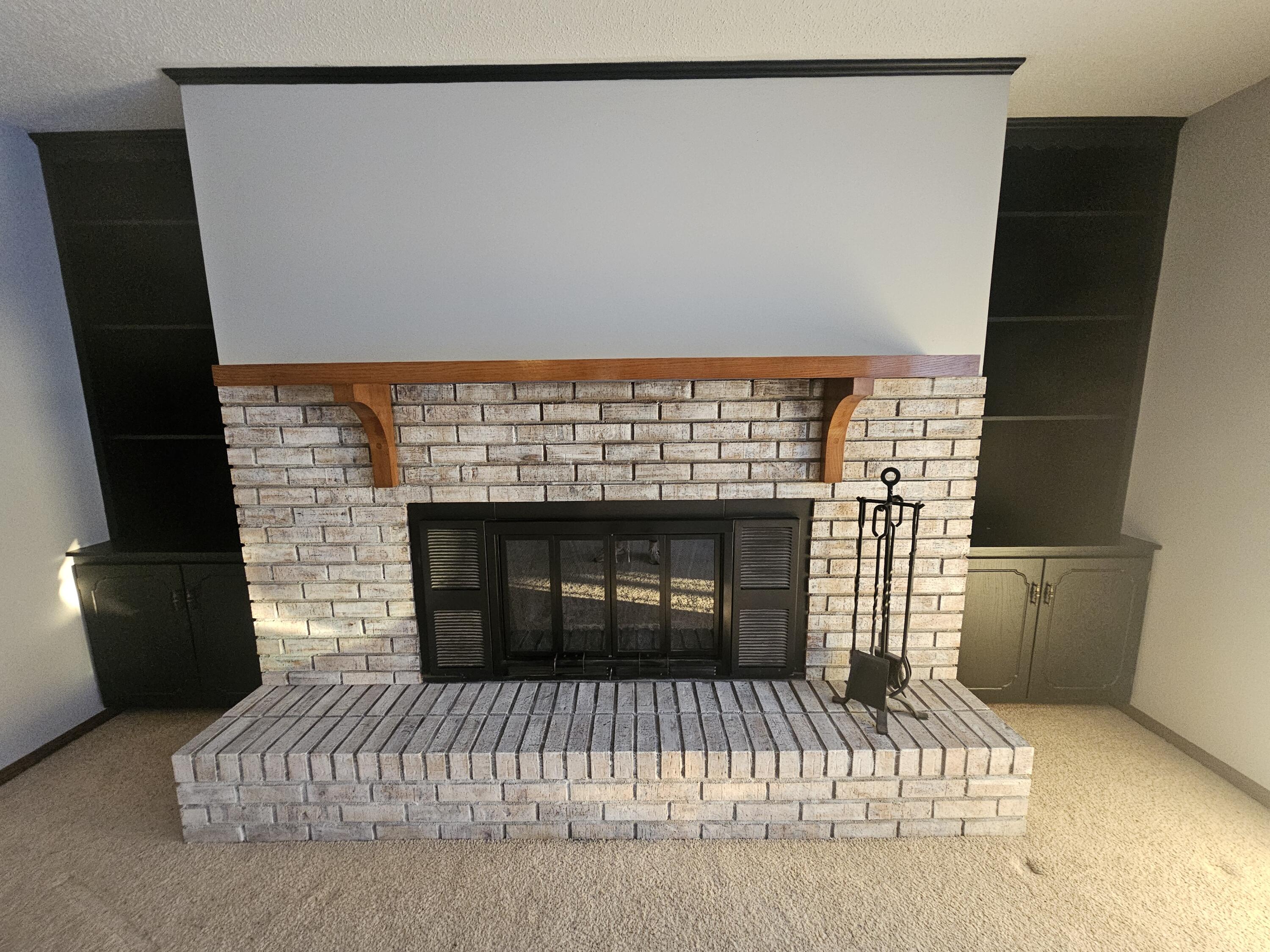 Oakland, Iowa 51560, United States, 4 Bedrooms Bedrooms, ,2 BathroomsBathrooms,Residential,Active,78304