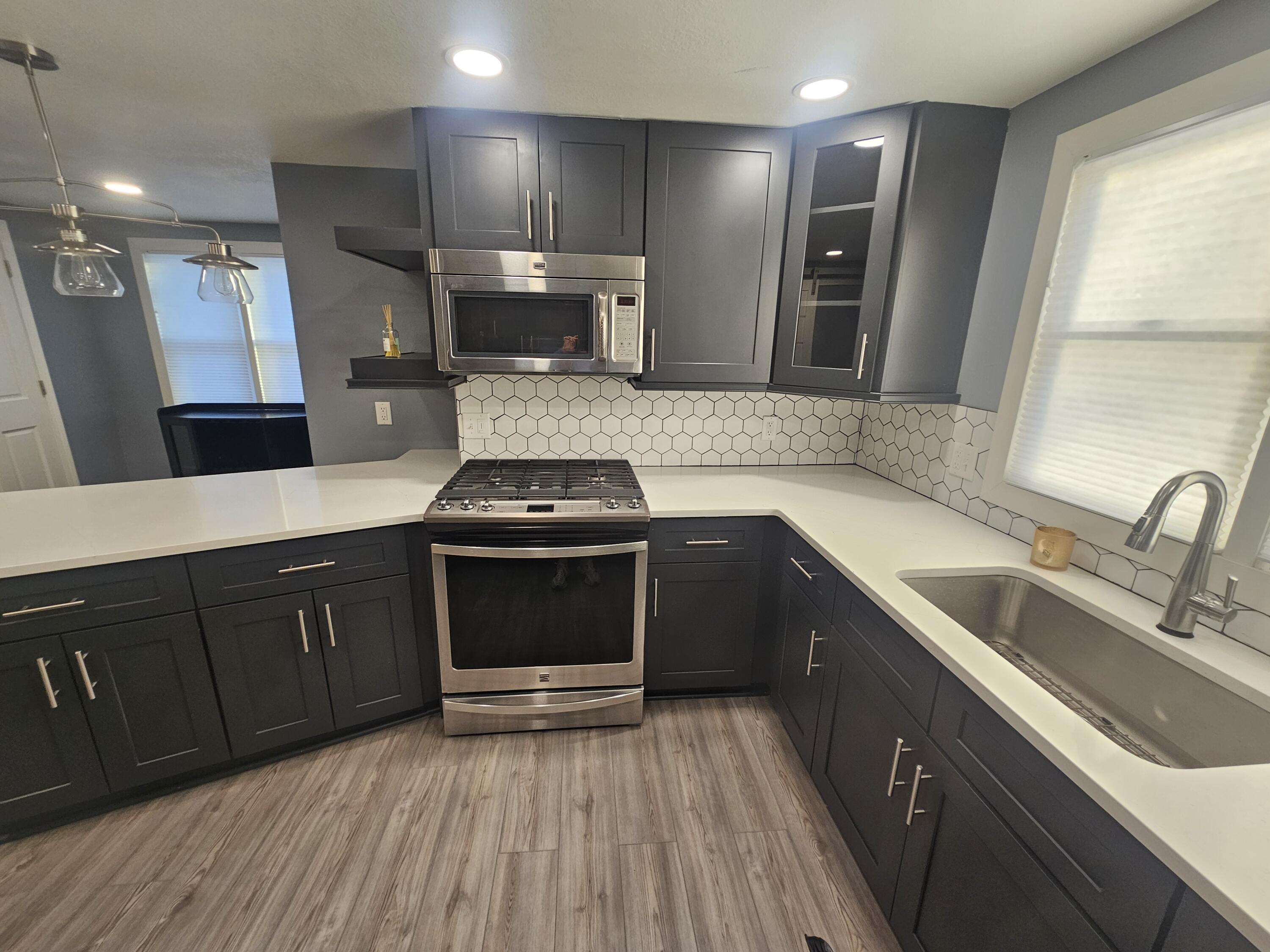 Oakland, Iowa 51560, United States, 4 Bedrooms Bedrooms, ,2 BathroomsBathrooms,Residential,Active,78304