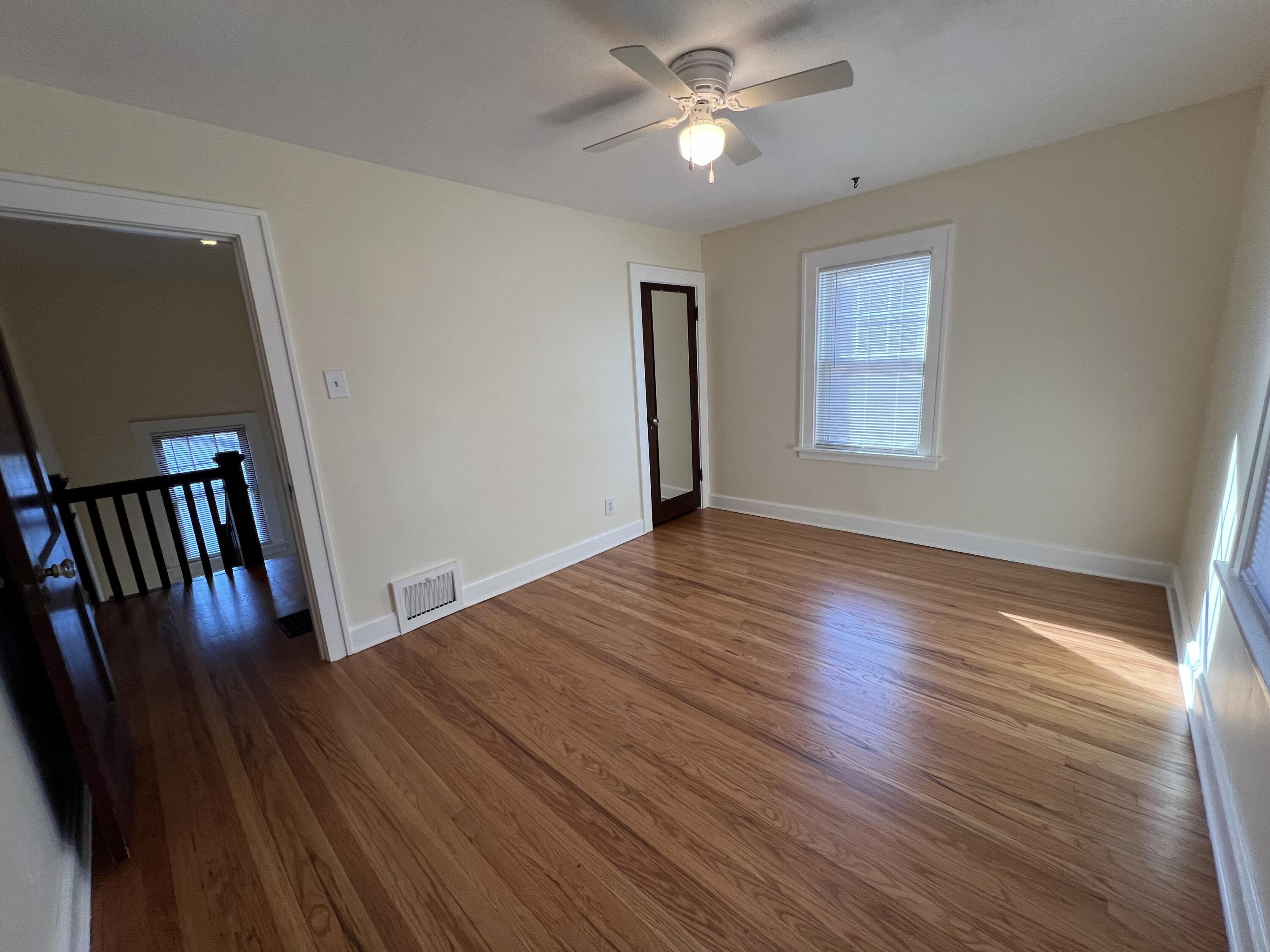 Council Bluffs, Iowa 51501, United States, 3 Bedrooms Bedrooms, ,2 BathroomsBathrooms,Residential,Pending,21851