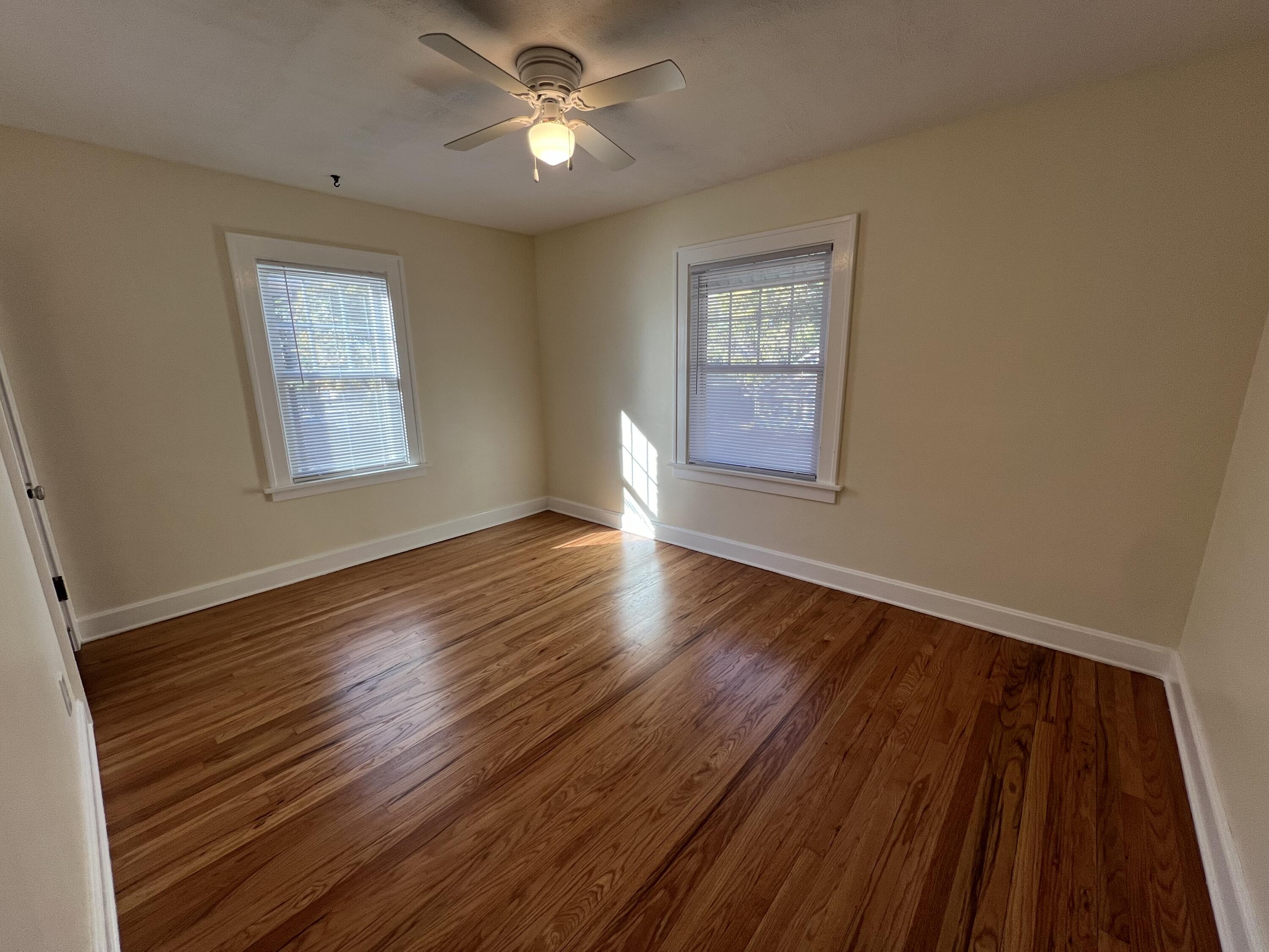 Council Bluffs, Iowa 51501, United States, 3 Bedrooms Bedrooms, ,2 BathroomsBathrooms,Residential,Pending,21851