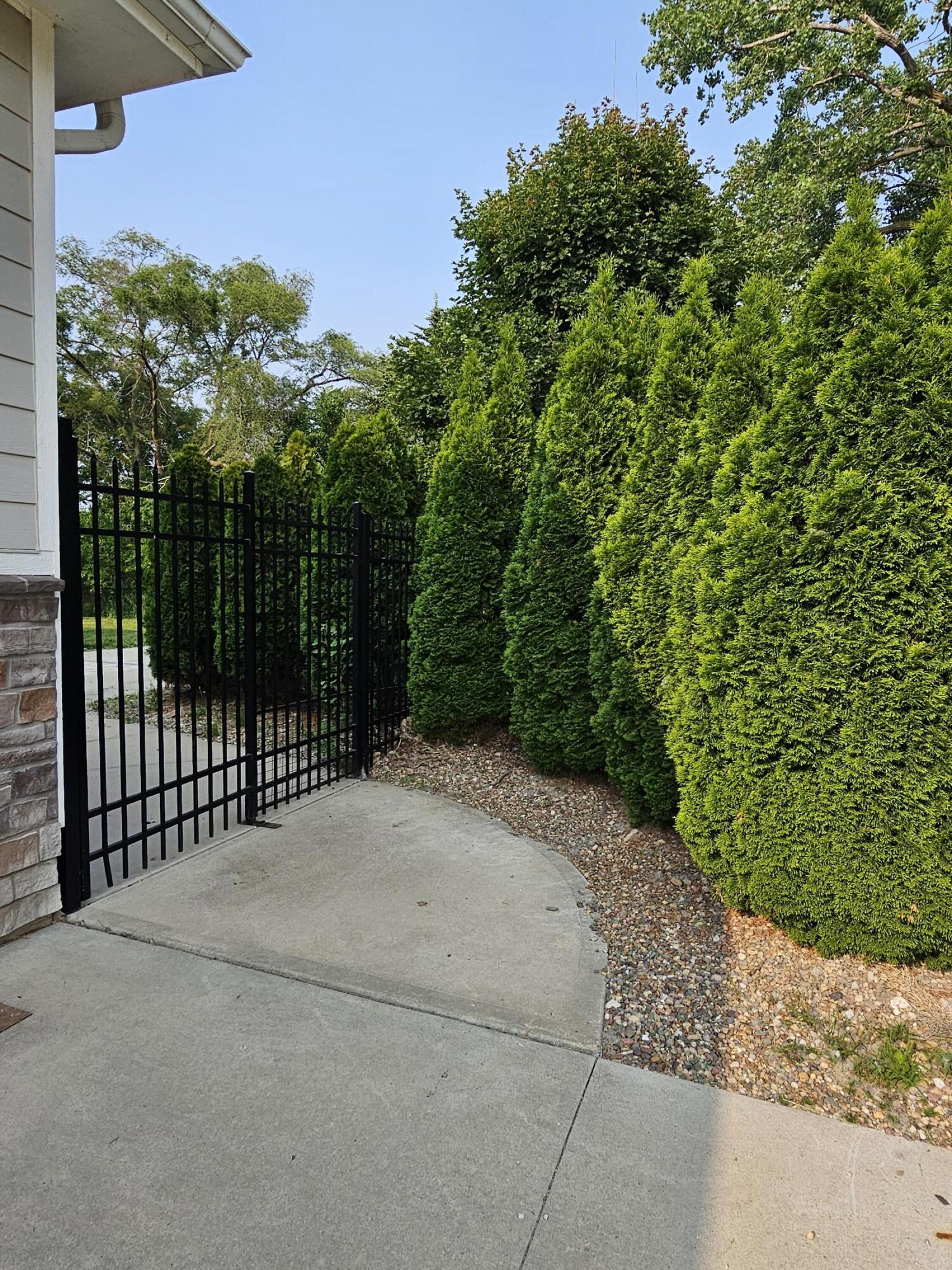 Carson, Iowa 51525, United States, 7 Bedrooms Bedrooms, ,5 BathroomsBathrooms,Residential,Active,147843