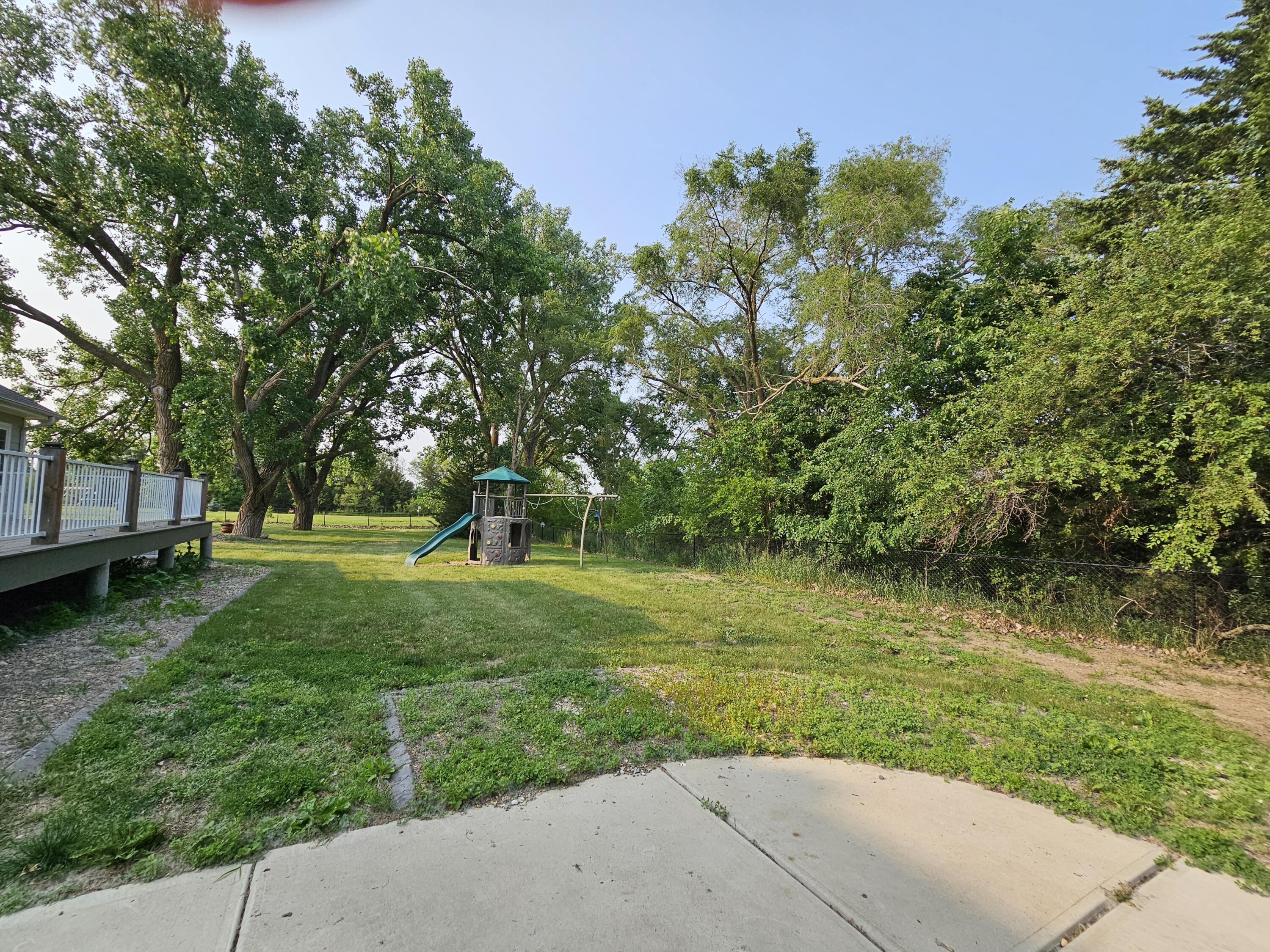 Carson, Iowa 51525, United States, 7 Bedrooms Bedrooms, ,5 BathroomsBathrooms,Residential,Active,147843