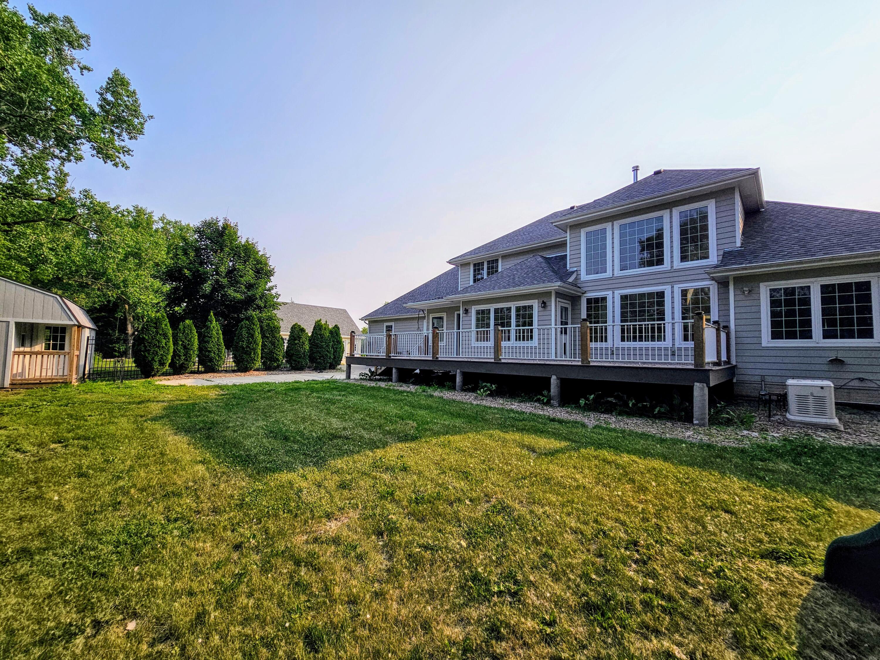 Carson, Iowa 51525, United States, 7 Bedrooms Bedrooms, ,5 BathroomsBathrooms,Residential,Active,147843