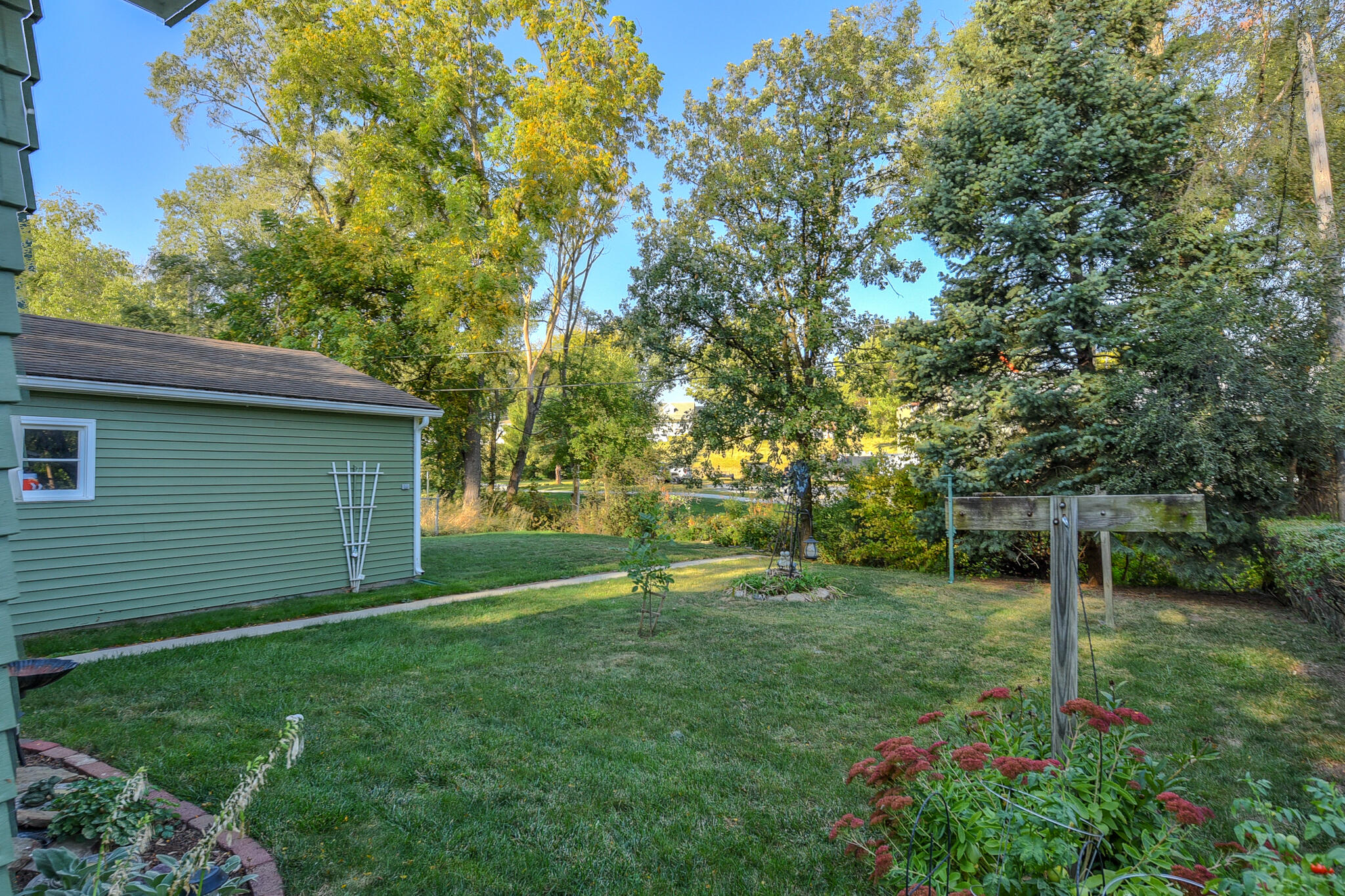 Atlantic, Iowa 50022, United States, 2 Bedrooms Bedrooms, ,2 BathroomsBathrooms,Residential,Pending,40896