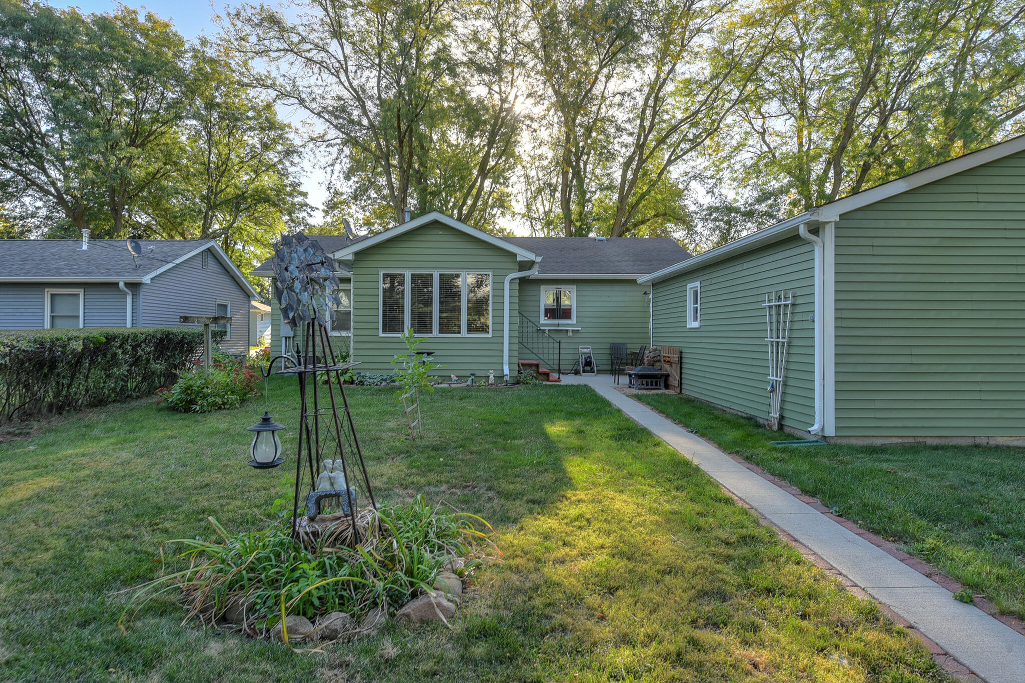 Atlantic, Iowa 50022, United States, 2 Bedrooms Bedrooms, ,2 BathroomsBathrooms,Residential,Pending,40896