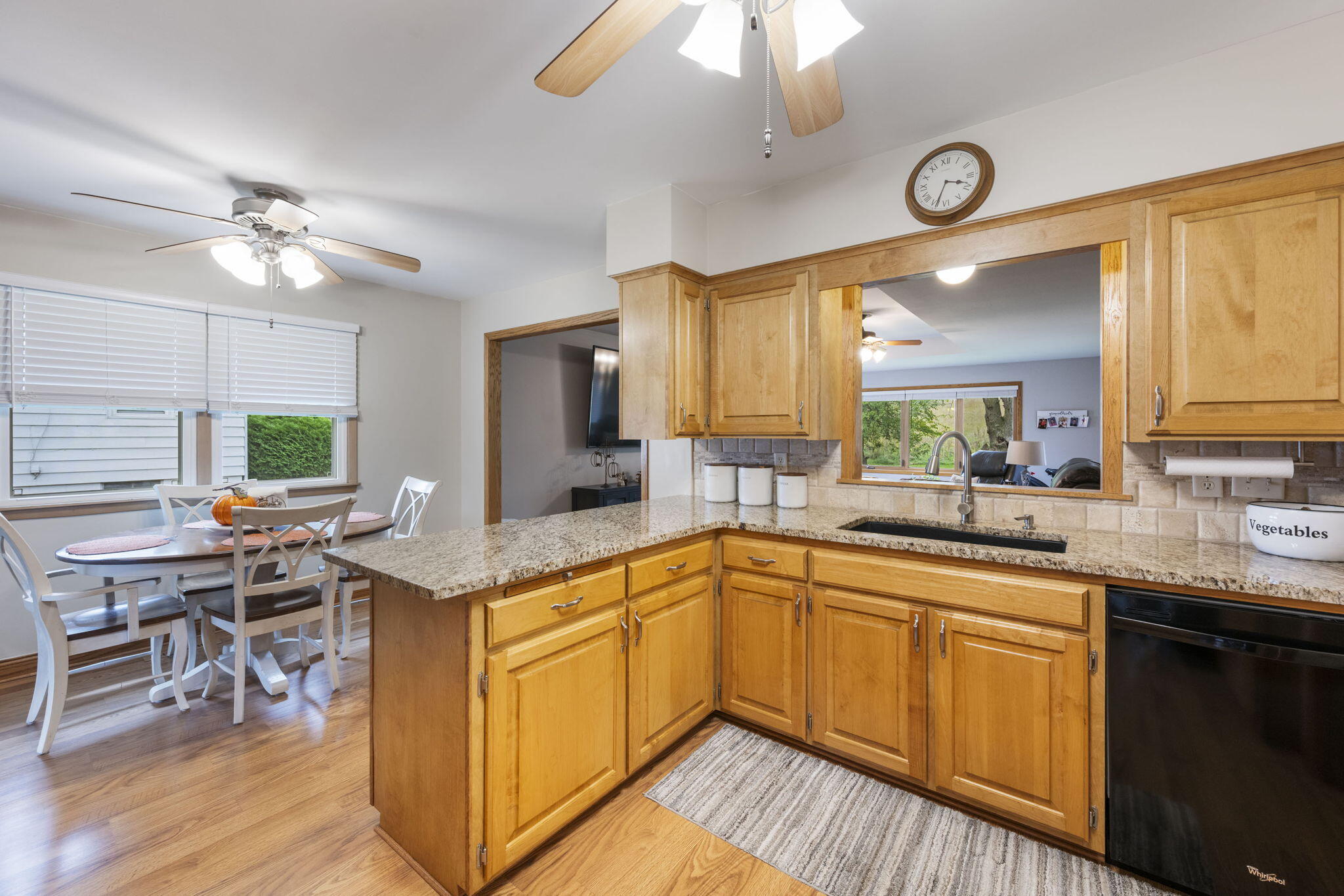 Council Bluffs, Iowa 51503, United States, 3 Bedrooms Bedrooms, ,2 BathroomsBathrooms,Residential,Active,228914