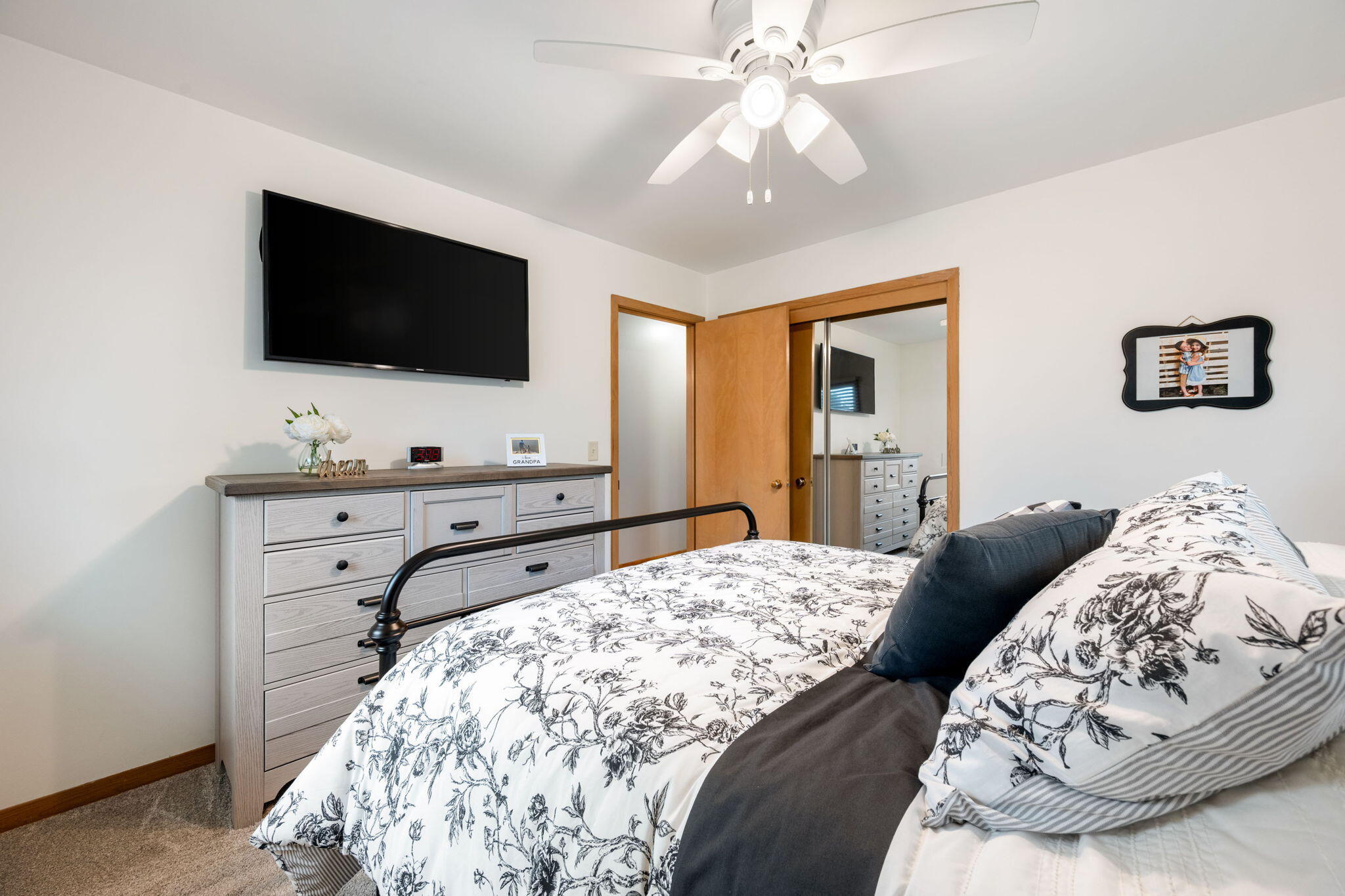 Council Bluffs, Iowa 51503, United States, 3 Bedrooms Bedrooms, ,2 BathroomsBathrooms,Residential,Active,228914