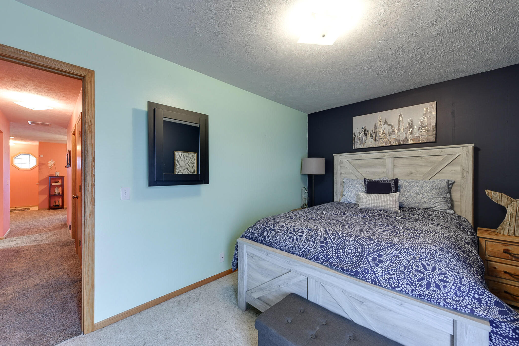 Council Bluffs, Iowa 51501, United States, 3 Bedrooms Bedrooms, ,1 BathroomBathrooms,Residential,Contingent,22207