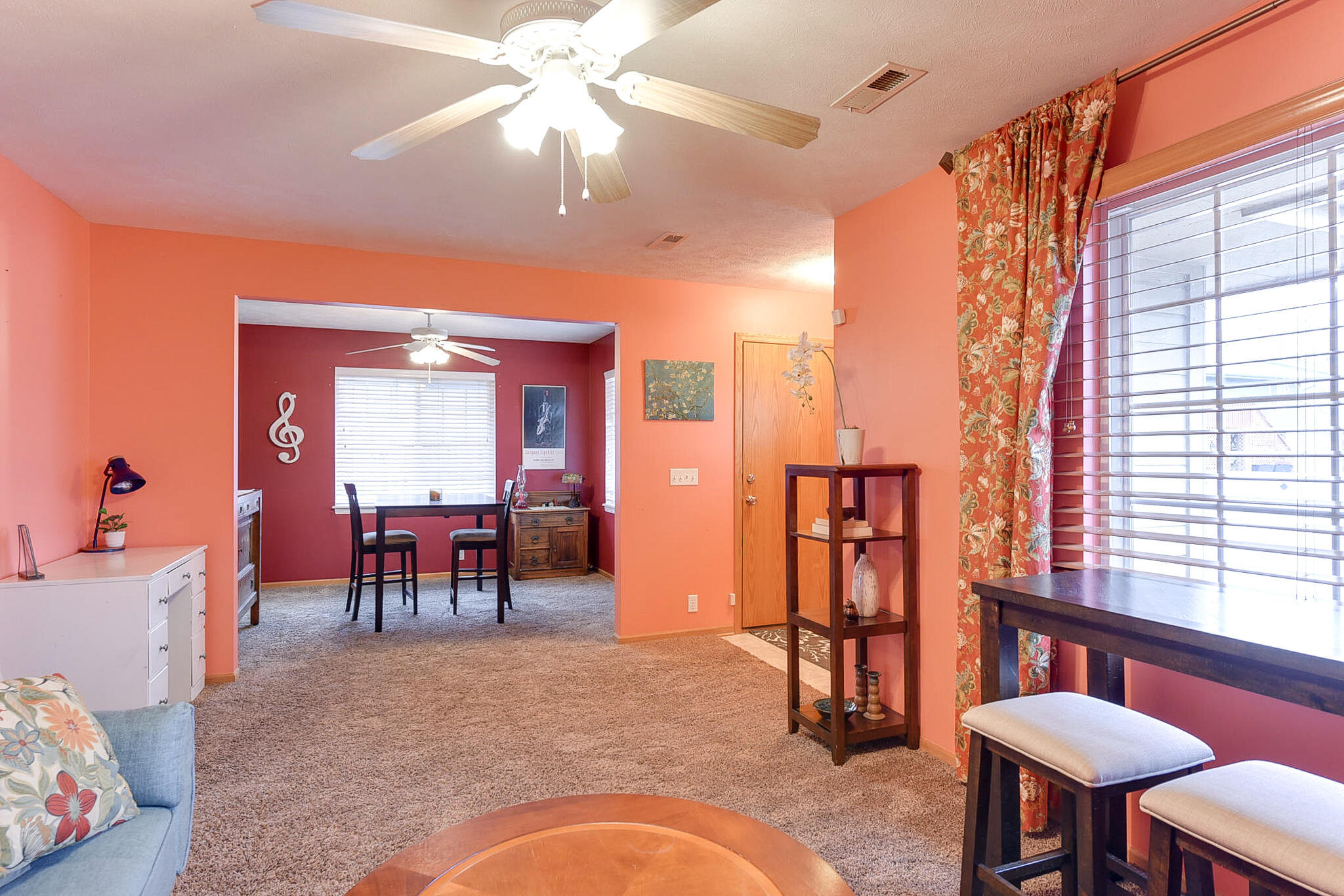 Council Bluffs, Iowa 51501, United States, 3 Bedrooms Bedrooms, ,1 BathroomBathrooms,Residential,Contingent,22207