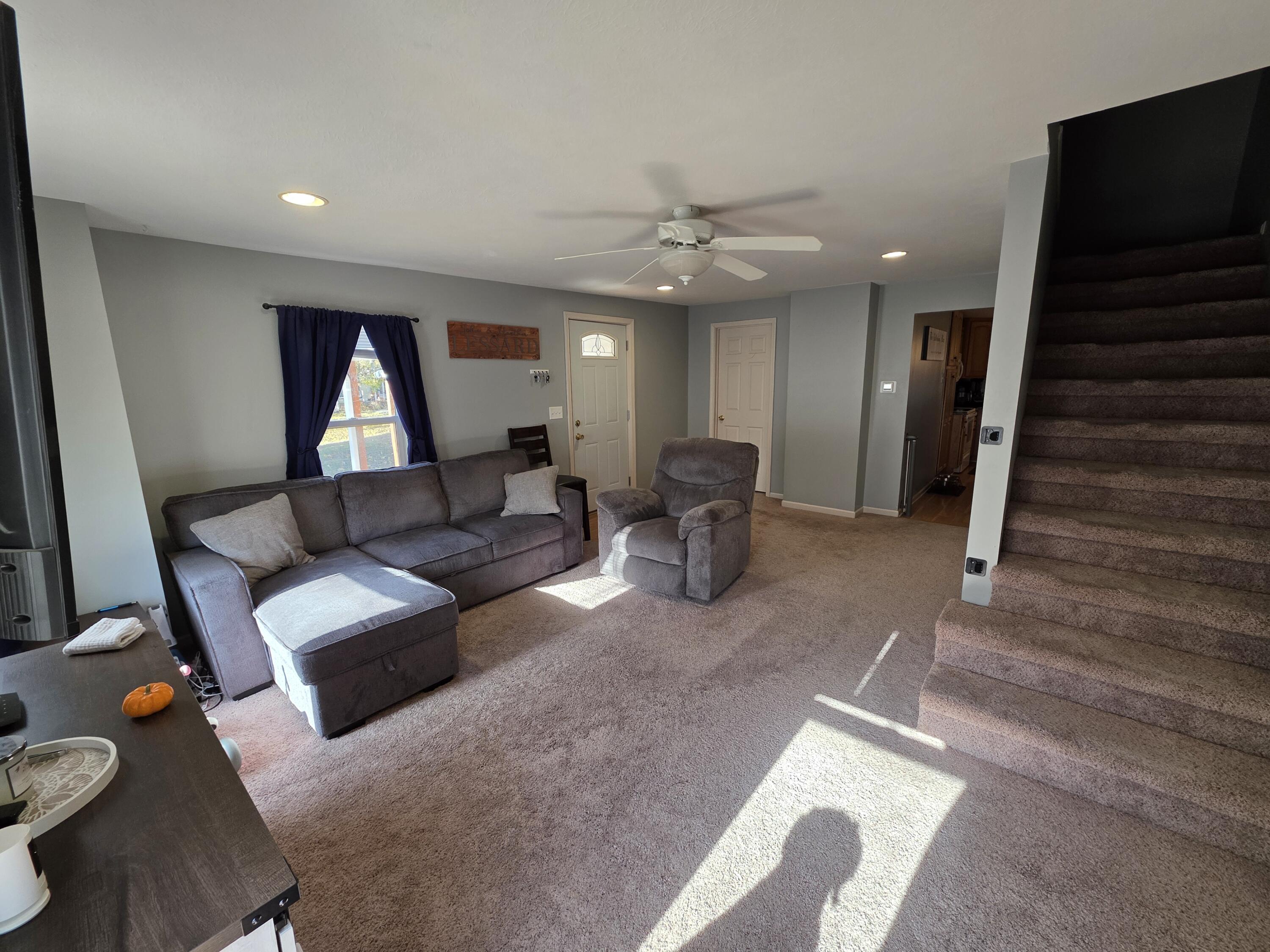 Neola, Iowa 51559, United States, 3 Bedrooms Bedrooms, ,2 BathroomsBathrooms,Residential,Pending,246404