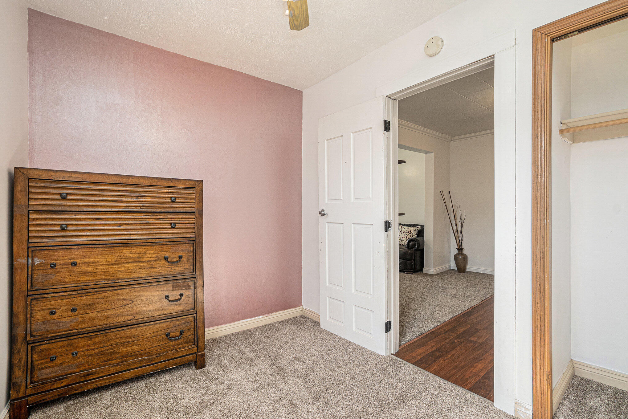 Council Bluffs, Iowa 51501, United States, 2 Bedrooms Bedrooms, ,1 BathroomBathrooms,Residential,Active,177931