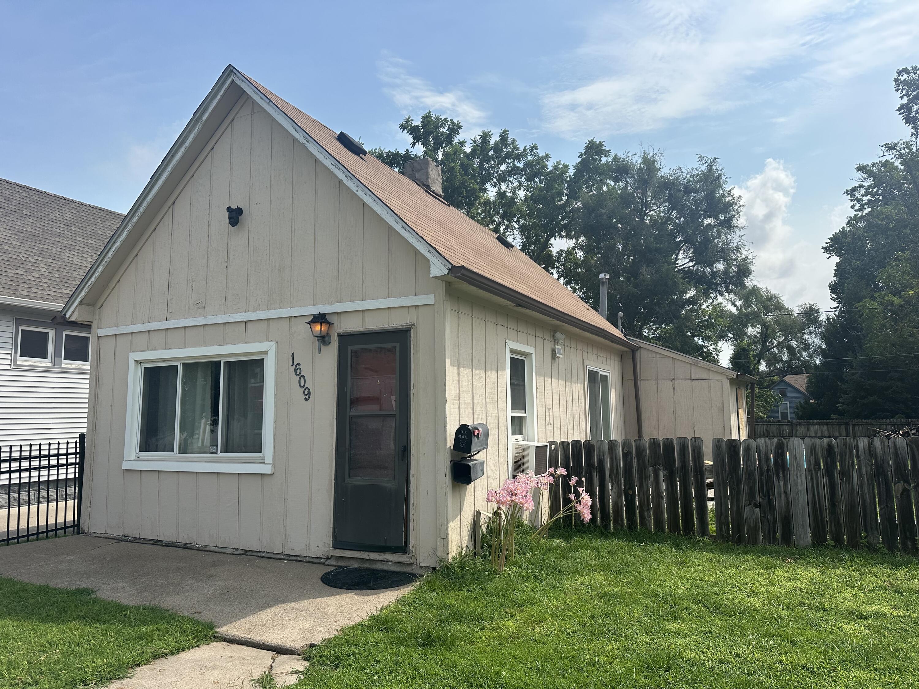 Council Bluffs, Iowa 51501, United States, 1 Bedroom Bedrooms, ,1 BathroomBathrooms,Residential,Active,189066