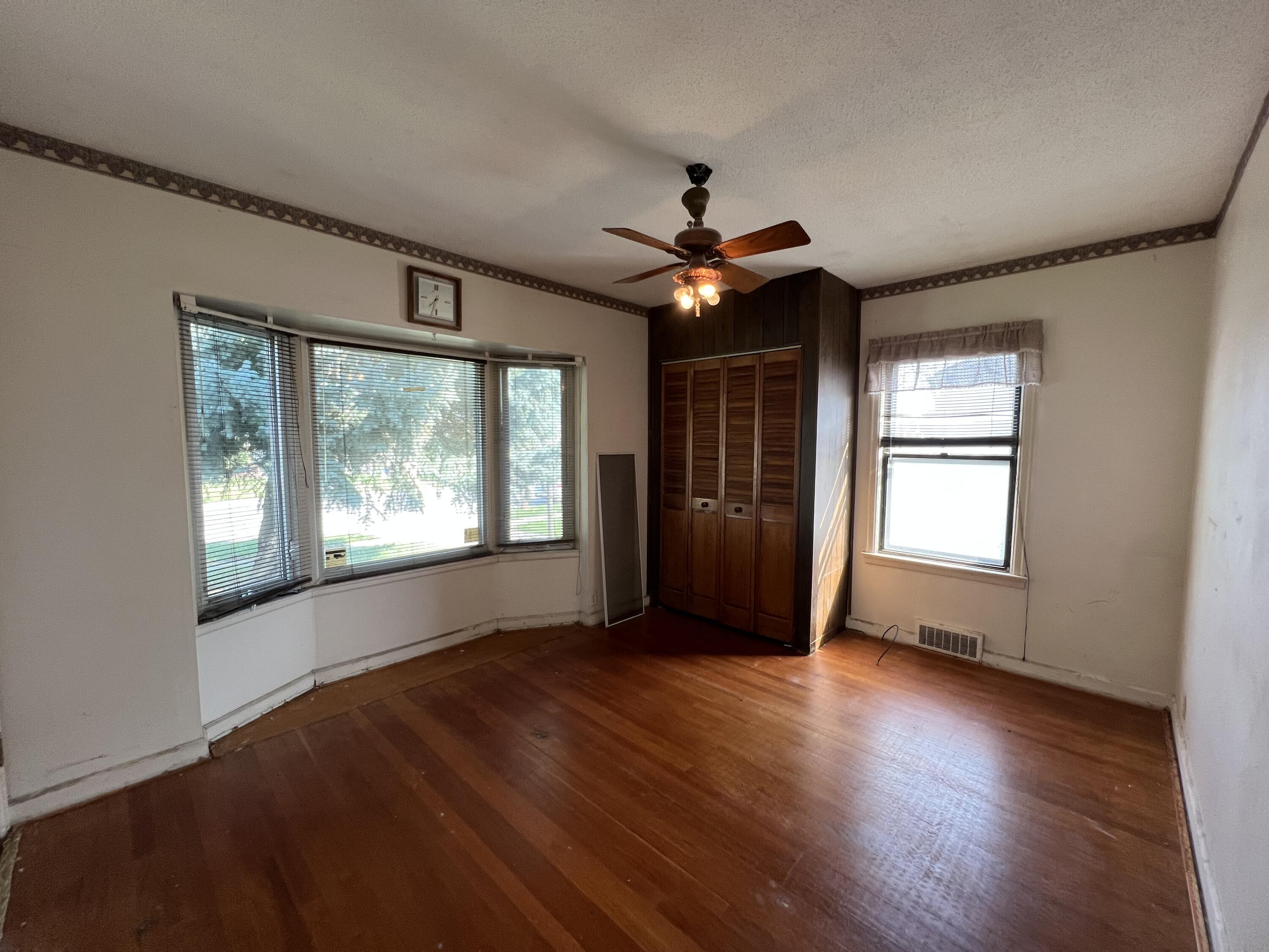 Council Bluffs, Iowa 51501, United States, 2 Bedrooms Bedrooms, ,2 BathroomsBathrooms,Residential,Active,221553